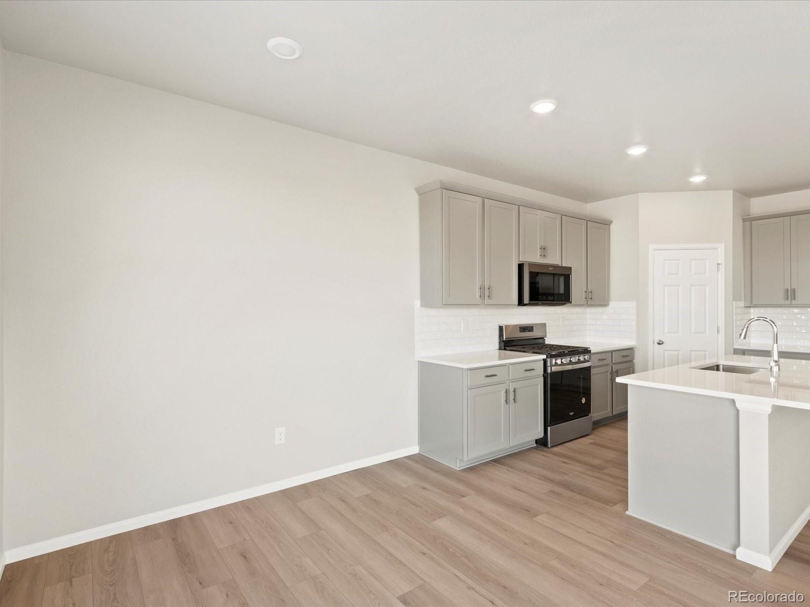 MLS Image #9 for 614  97th avenue,greeley, Colorado