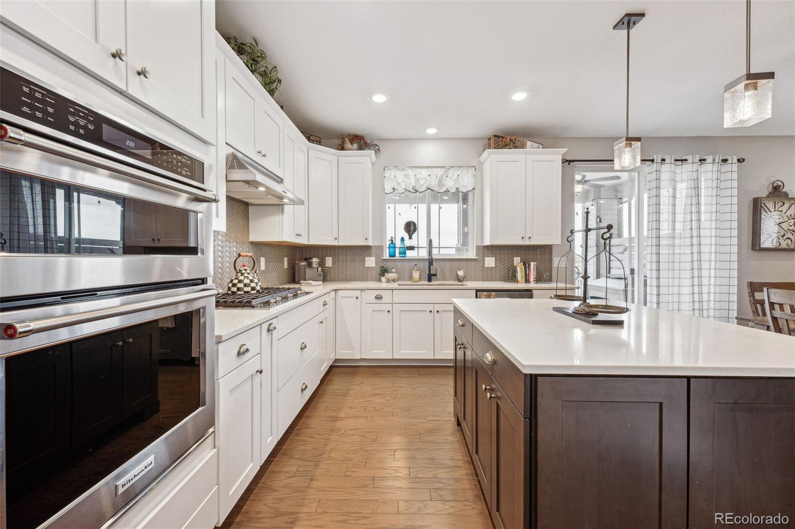 MLS Image #10 for 1669  stable view drive,castle pines, Colorado