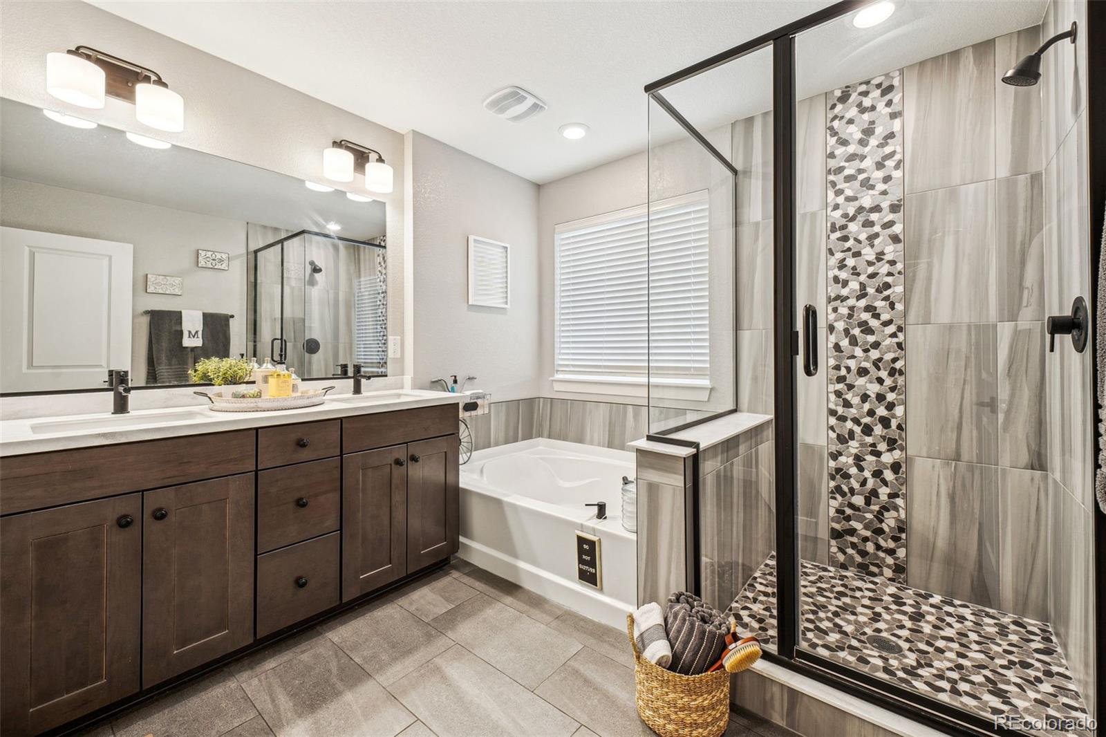 MLS Image #20 for 1669  stable view drive,castle pines, Colorado