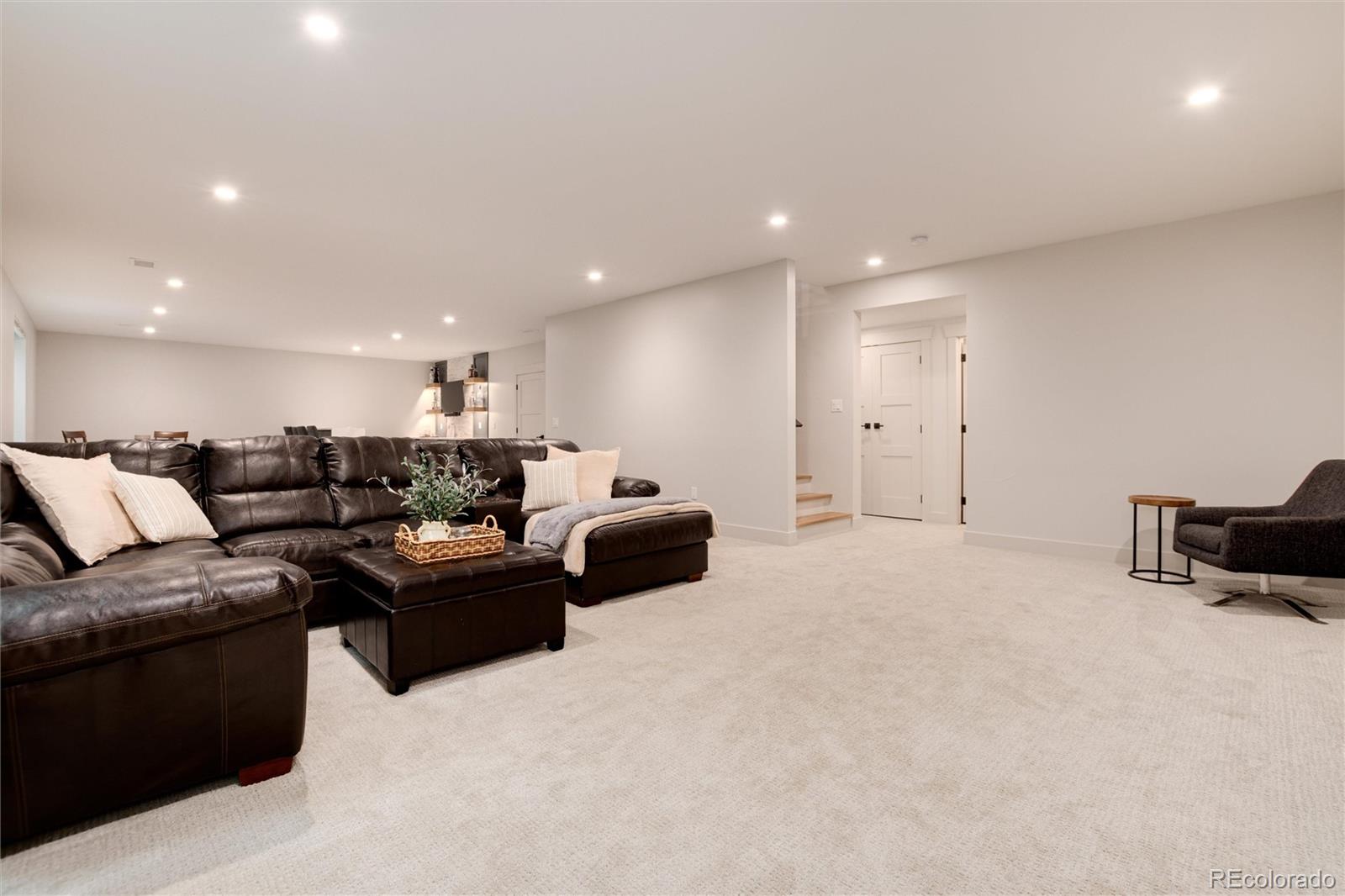 MLS Image #21 for 4711 s logan street,englewood, Colorado
