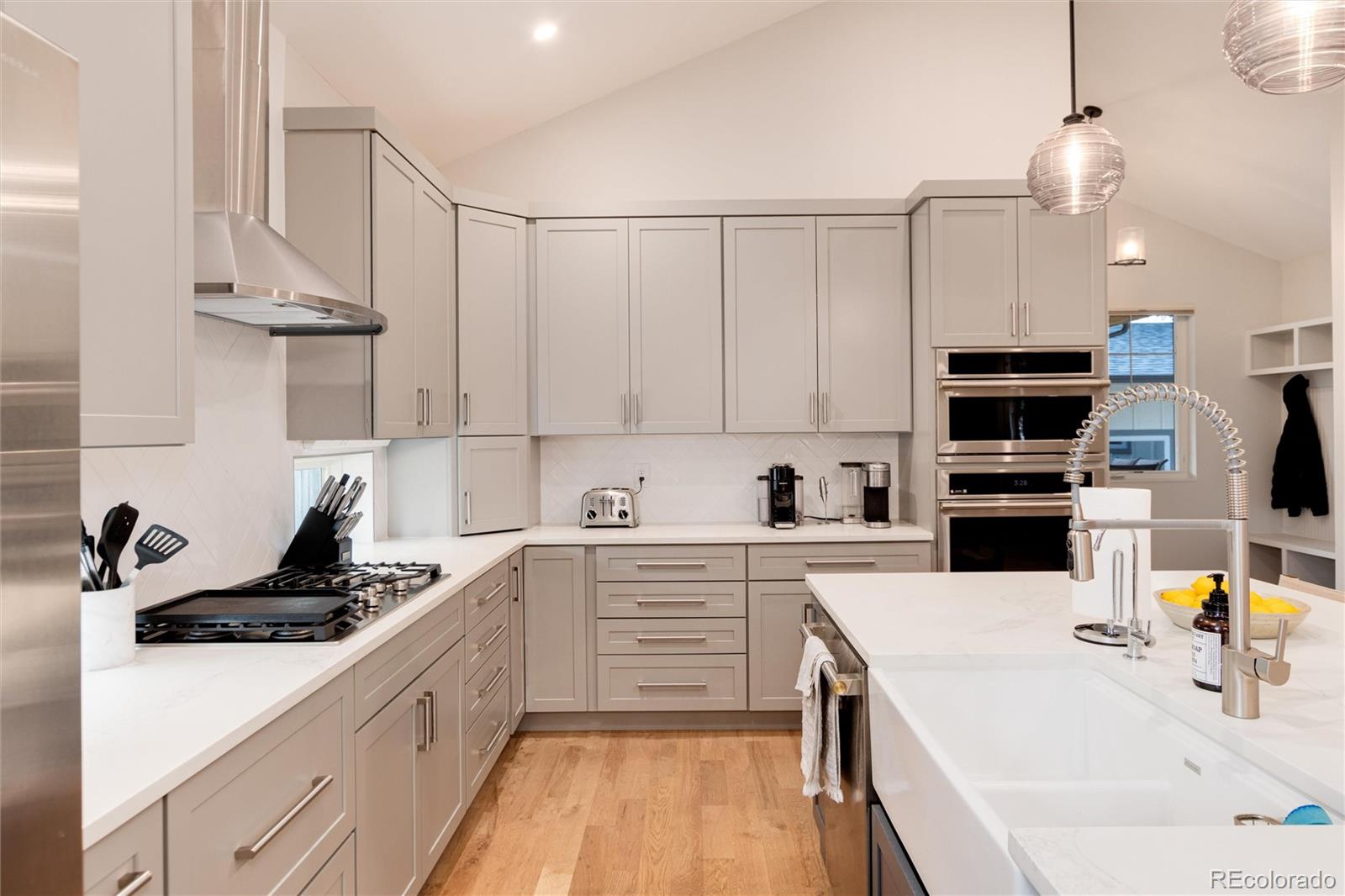 MLS Image #8 for 4711 s logan street,englewood, Colorado