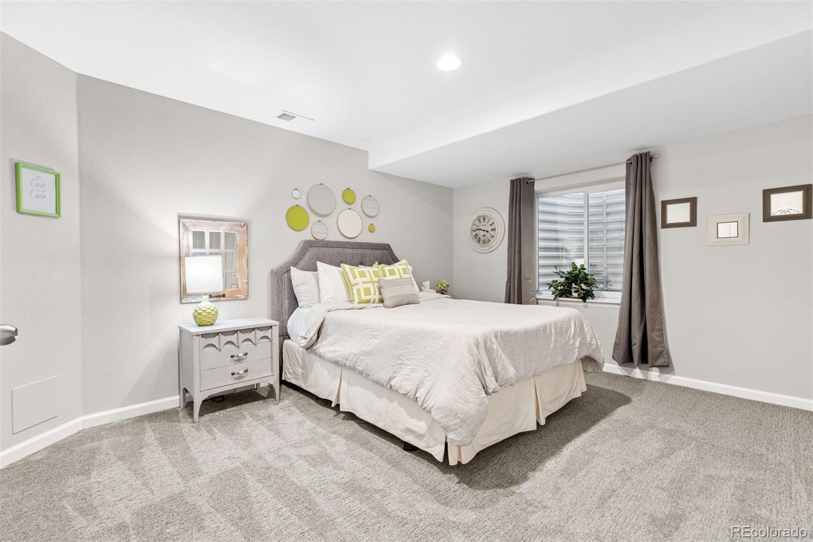 MLS Image #18 for 25148 e lake place,aurora, Colorado