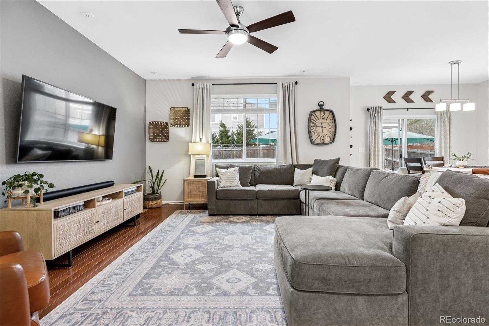 MLS Image #2 for 25148 e lake place,aurora, Colorado