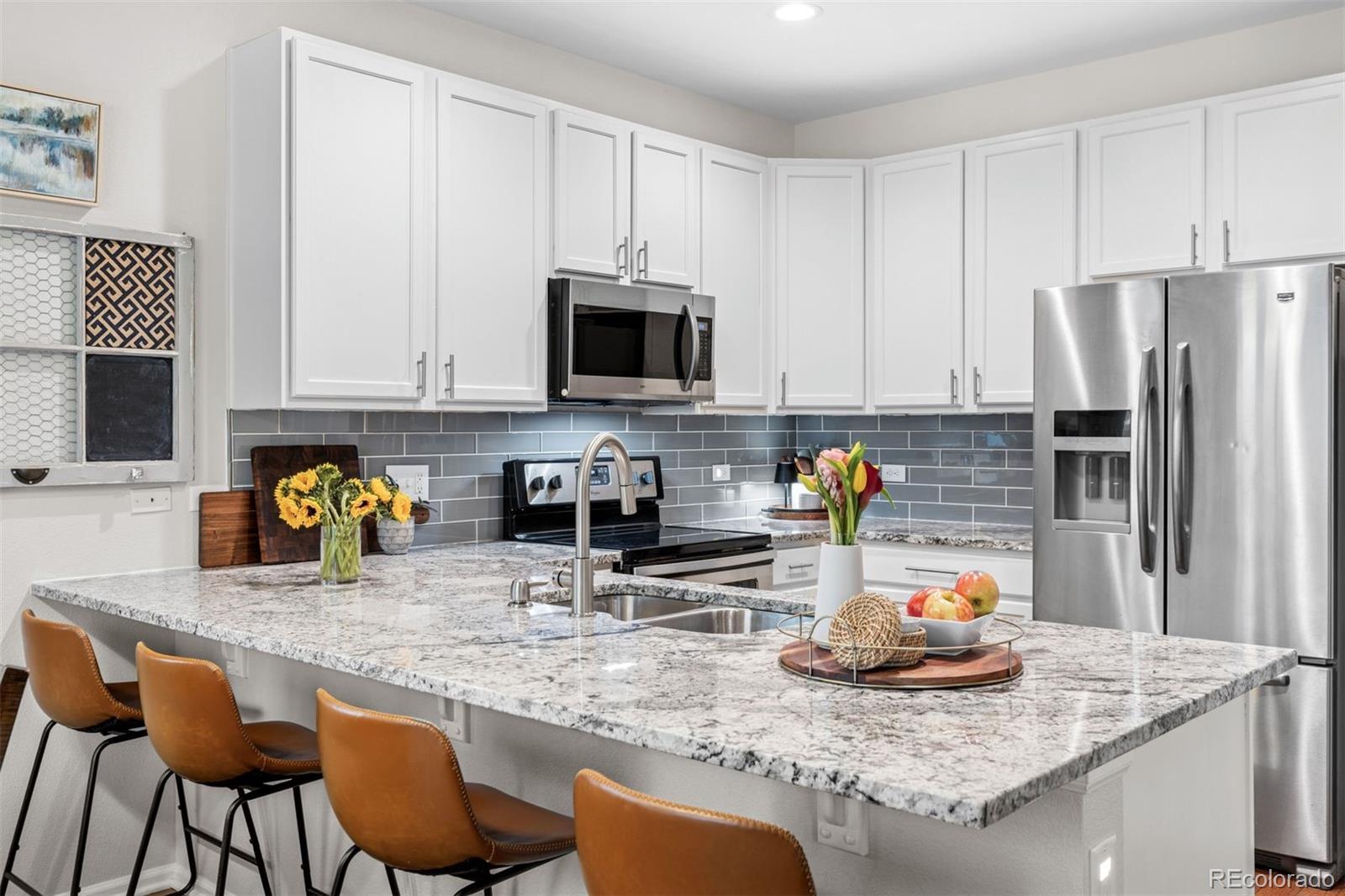 MLS Image #5 for 25148 e lake place,aurora, Colorado