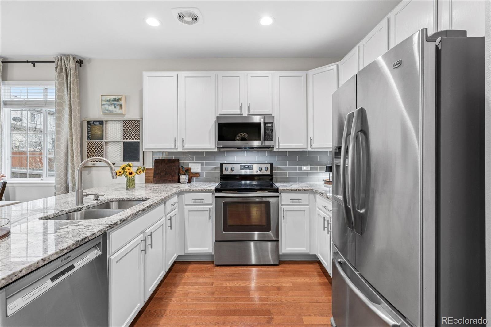 MLS Image #6 for 25148 e lake place,aurora, Colorado