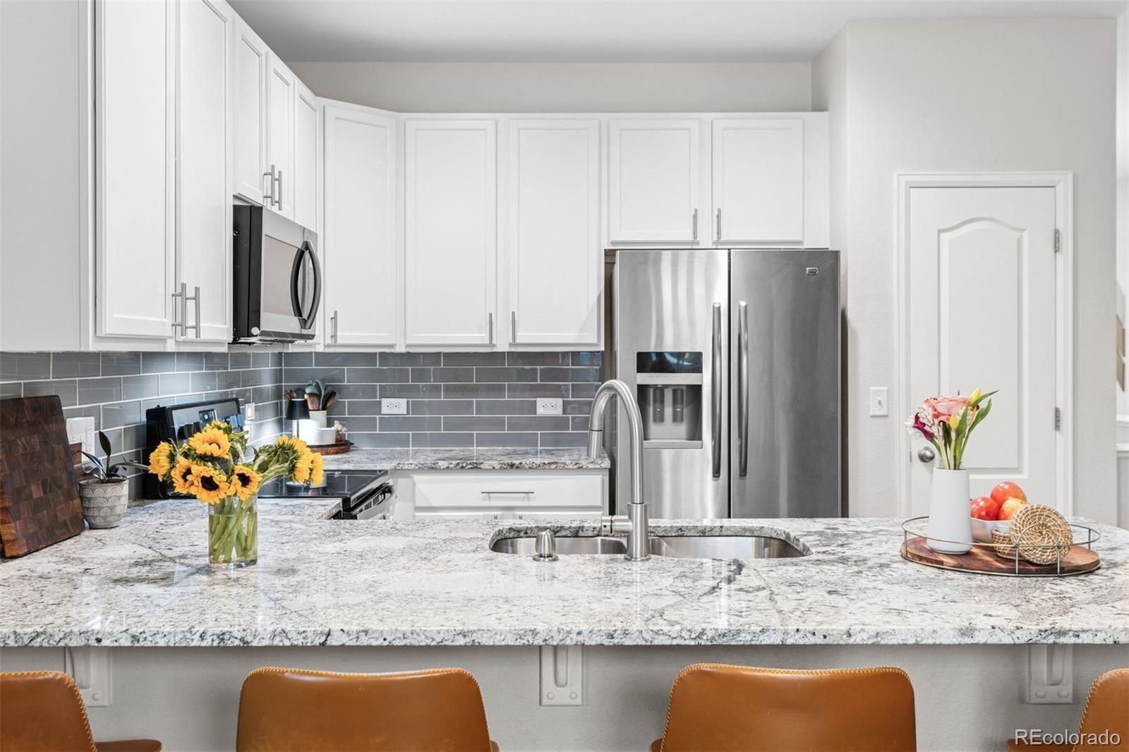 MLS Image #7 for 25148 e lake place,aurora, Colorado