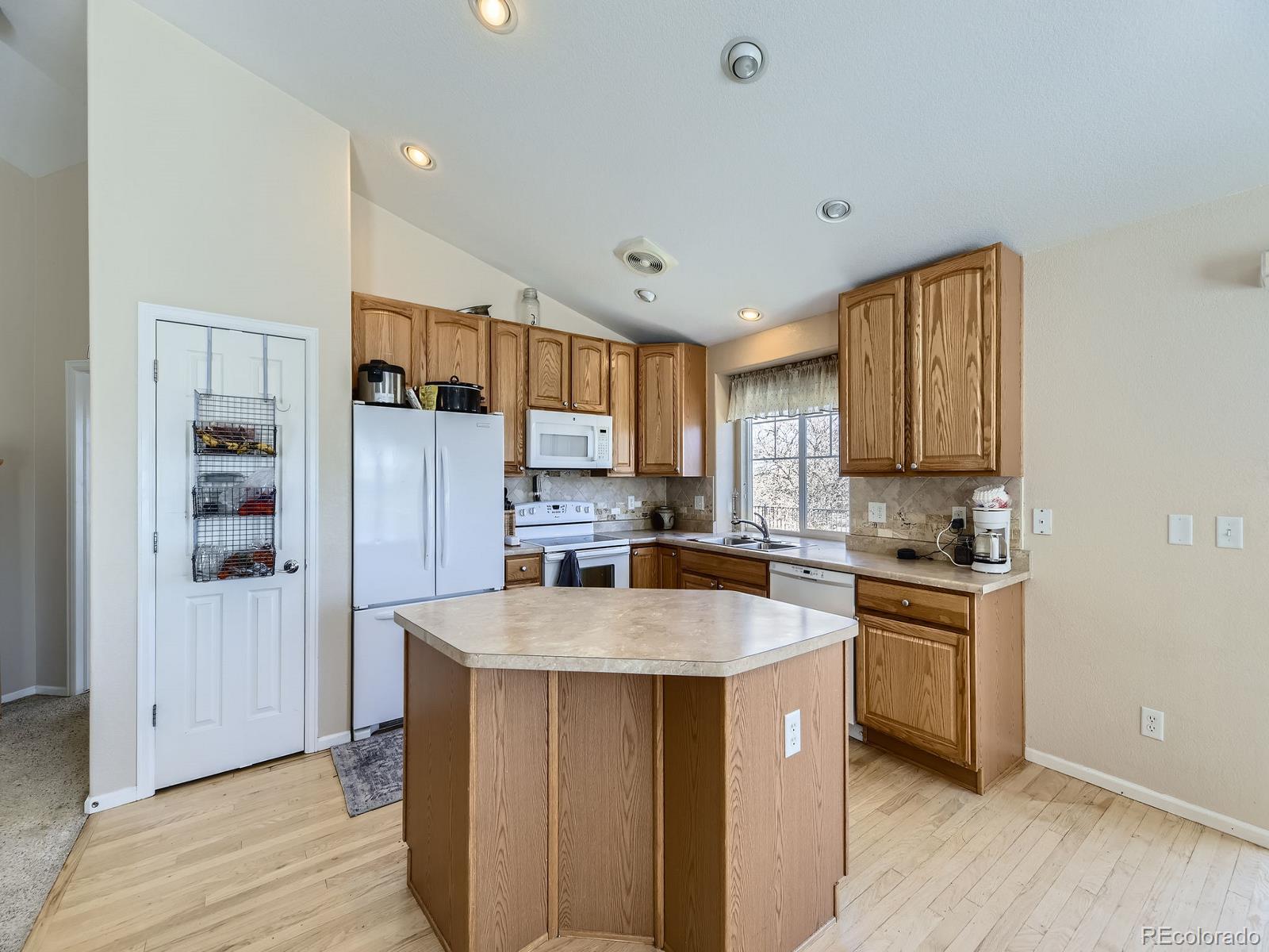 MLS Image #9 for 24704 e chenango drive,aurora, Colorado