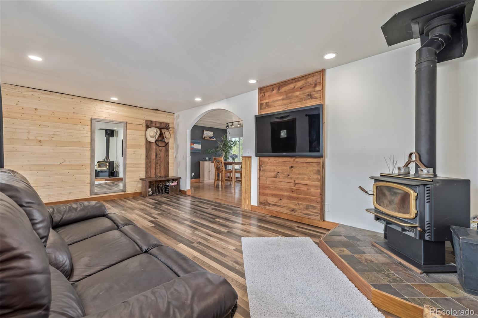 MLS Image #6 for 576 s tabor street,elizabeth, Colorado