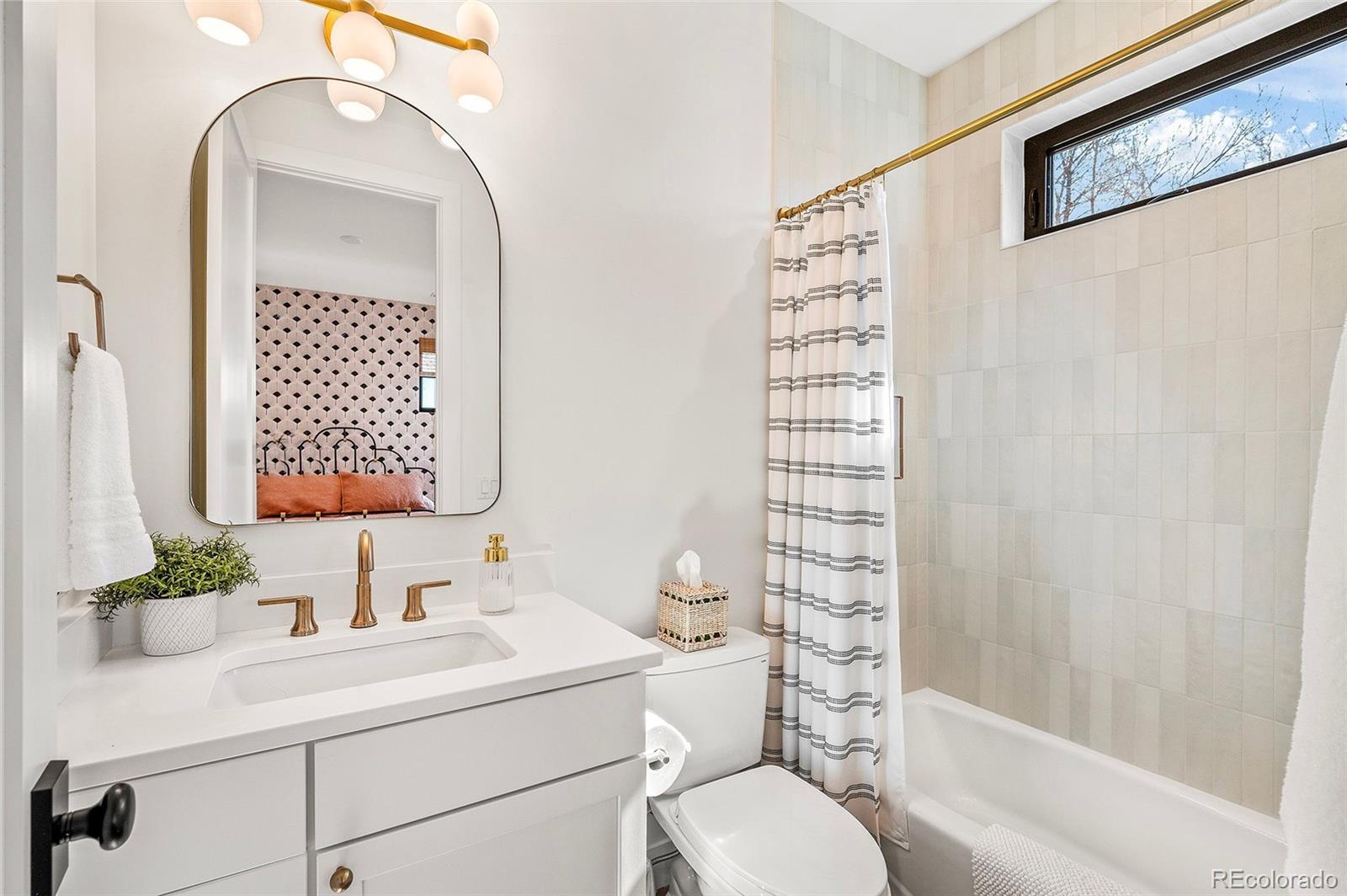MLS Image #35 for 1620 s ogden street,denver, Colorado
