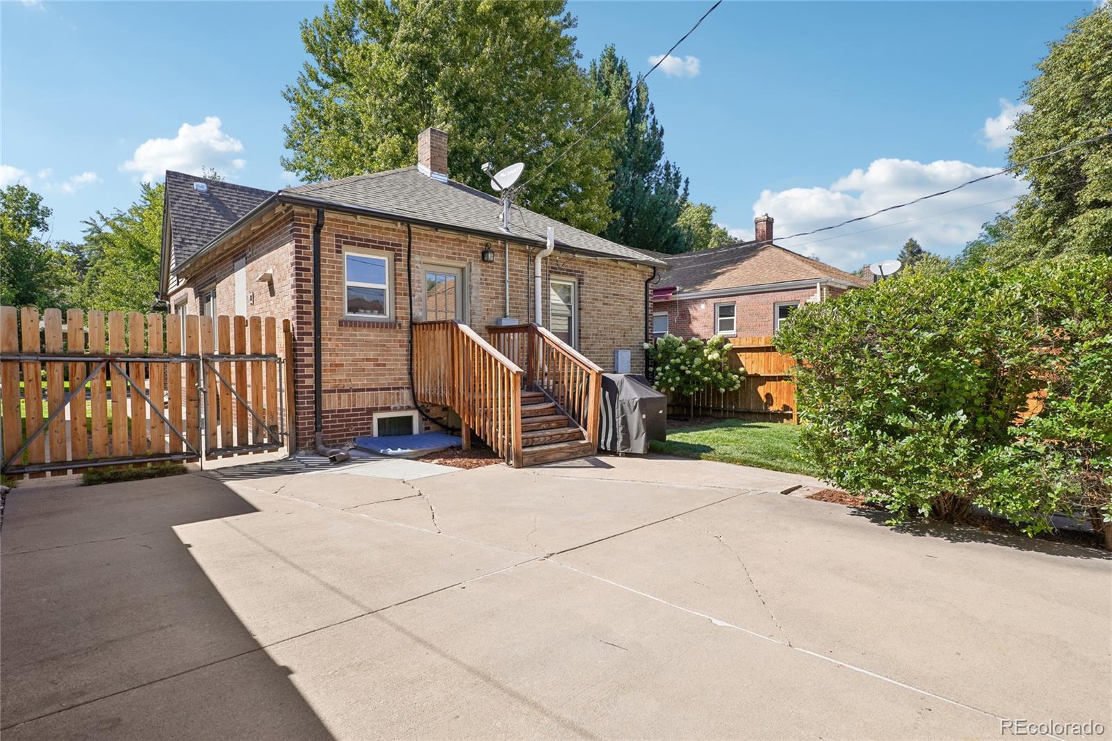 MLS Image #23 for 1552  hudson street,denver, Colorado