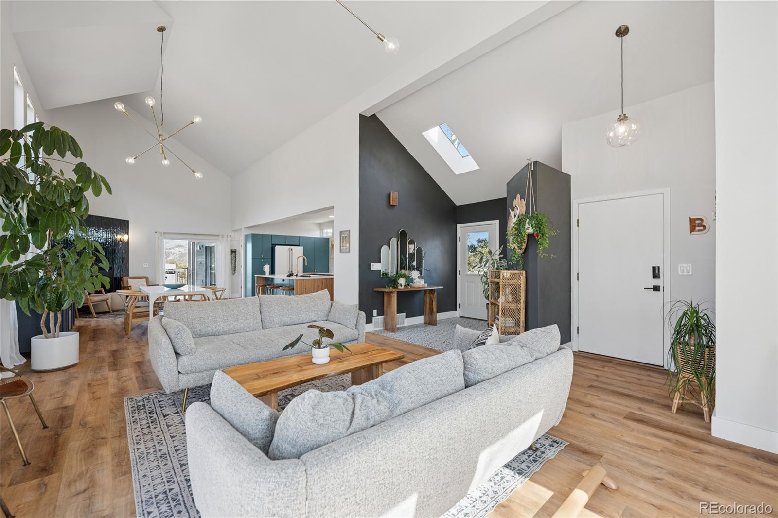 MLS Image #8 for 517  crystal hills boulevard,manitou springs, Colorado