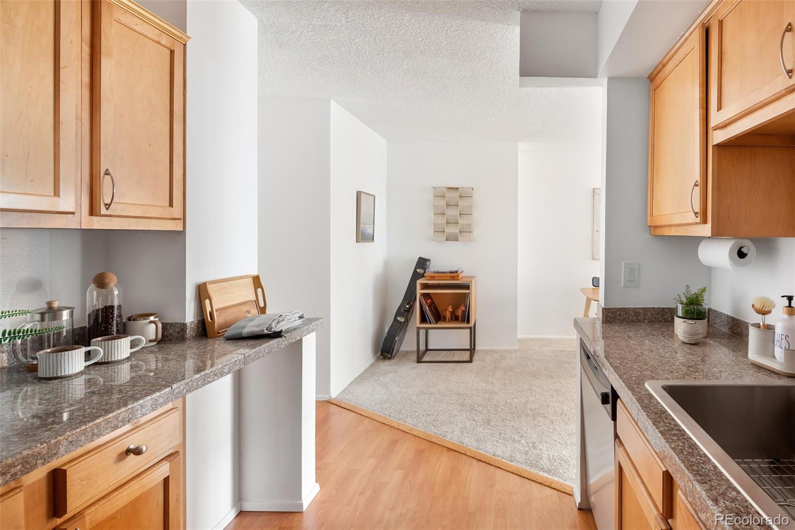 MLS Image #10 for 1020  15th street,denver, Colorado