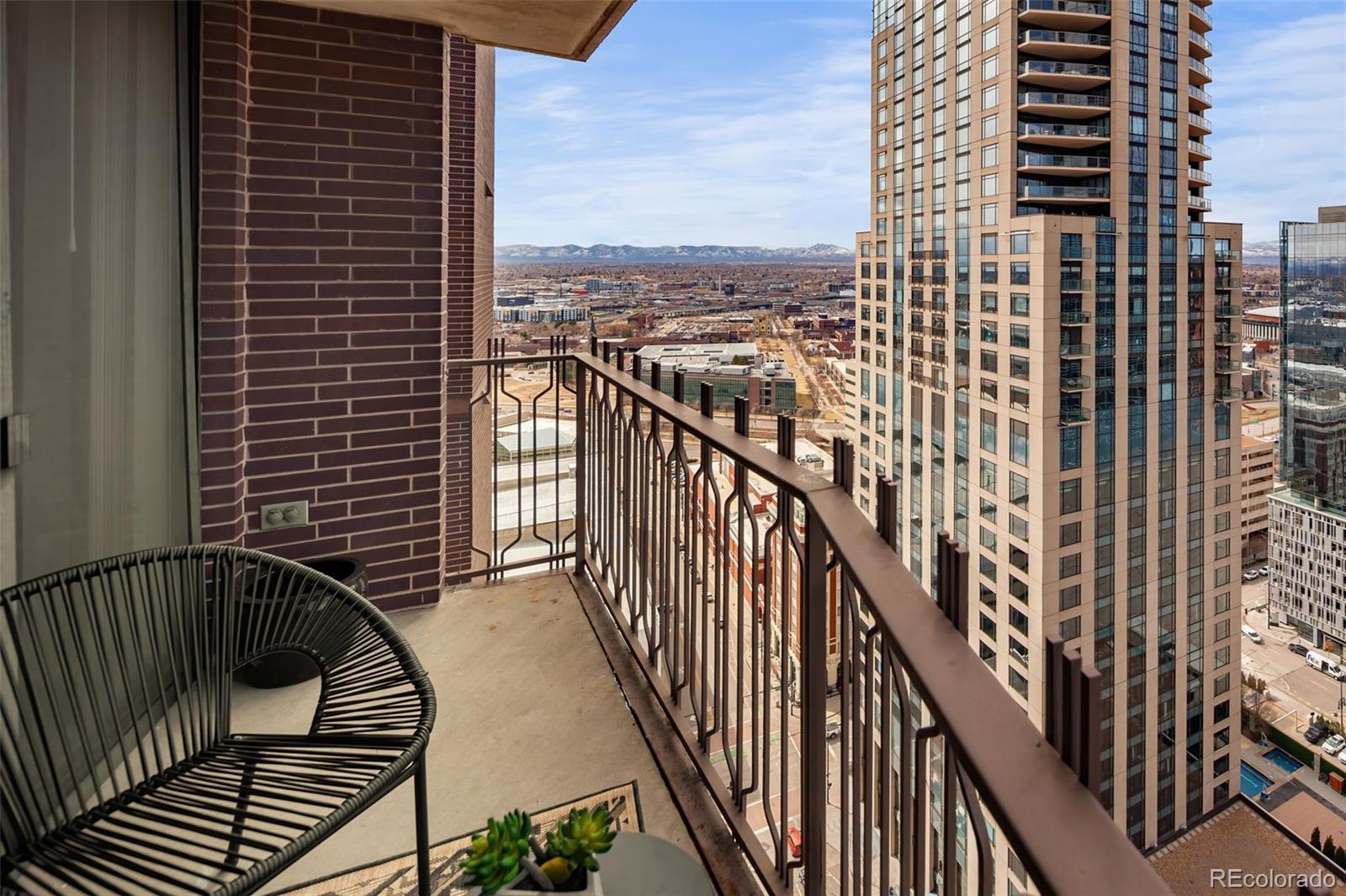MLS Image #18 for 1020  15th street,denver, Colorado