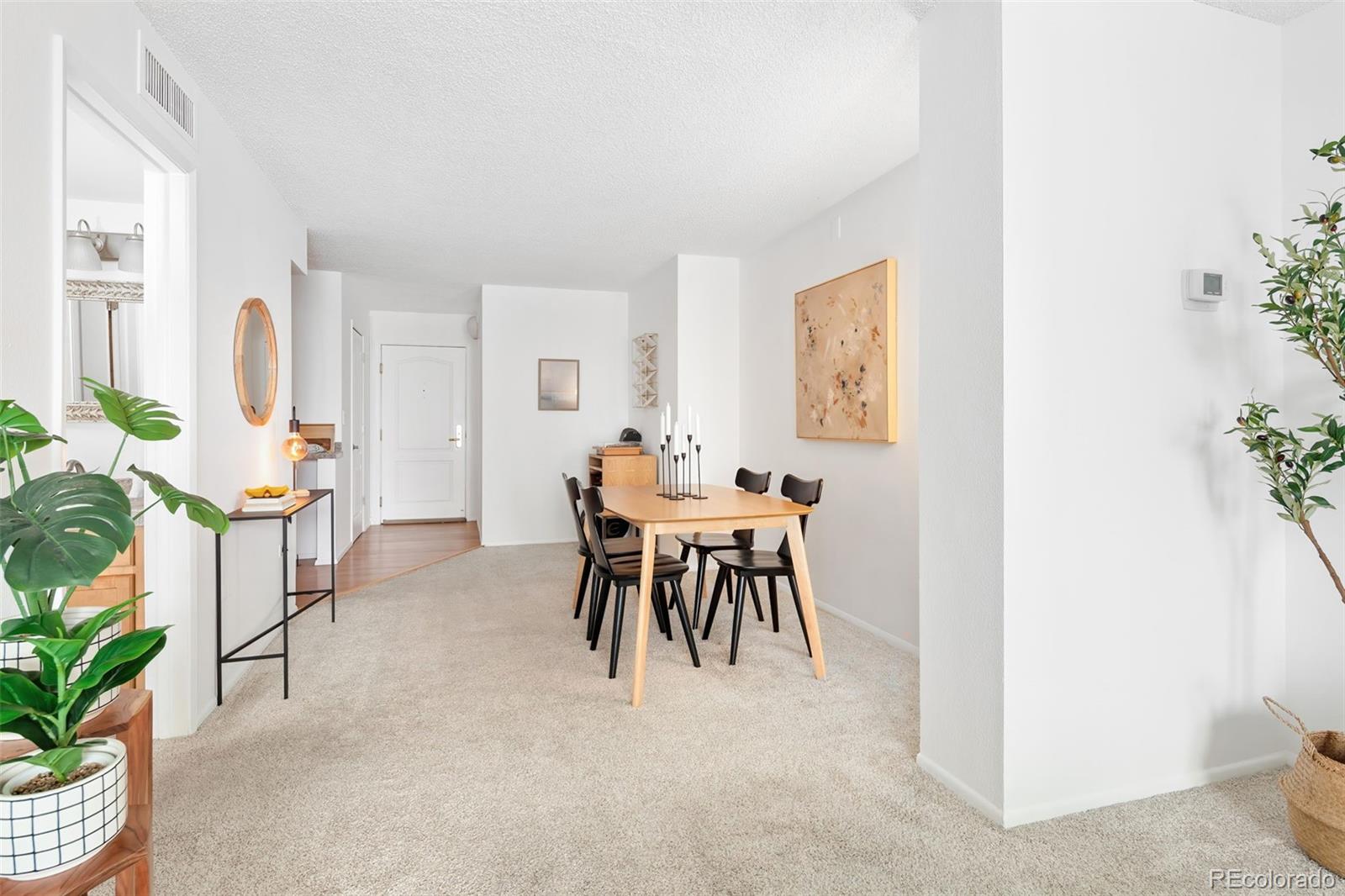 MLS Image #3 for 1020  15th street,denver, Colorado