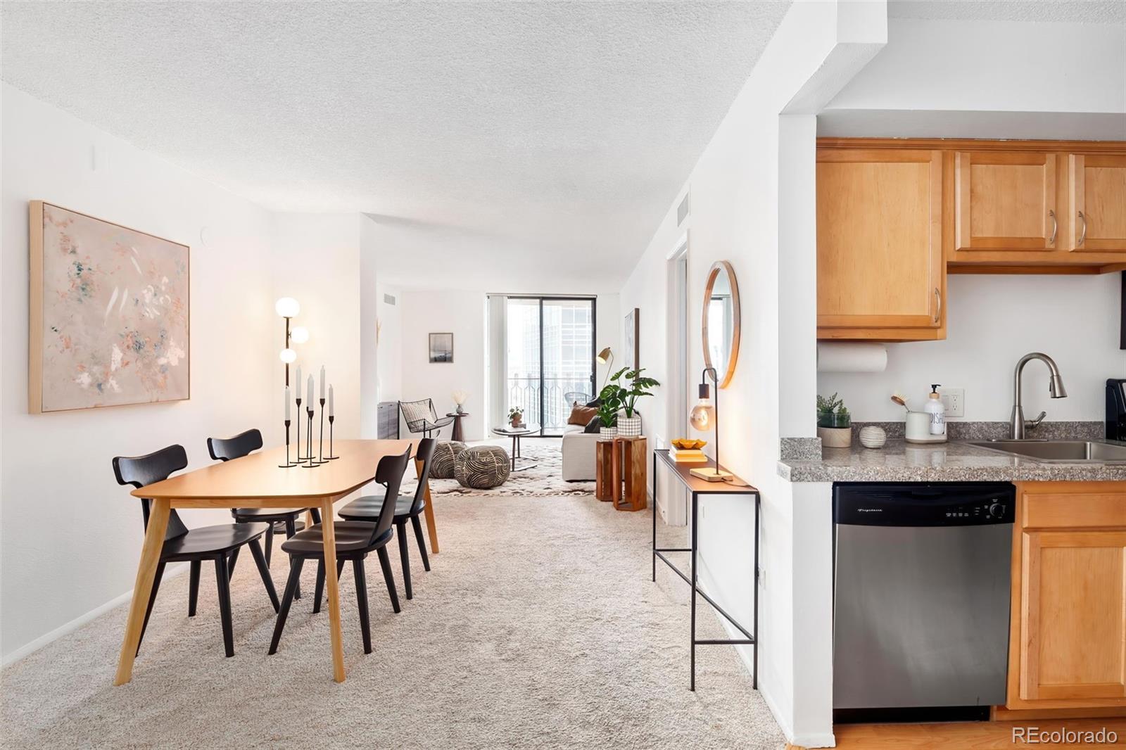 MLS Image #5 for 1020  15th street,denver, Colorado