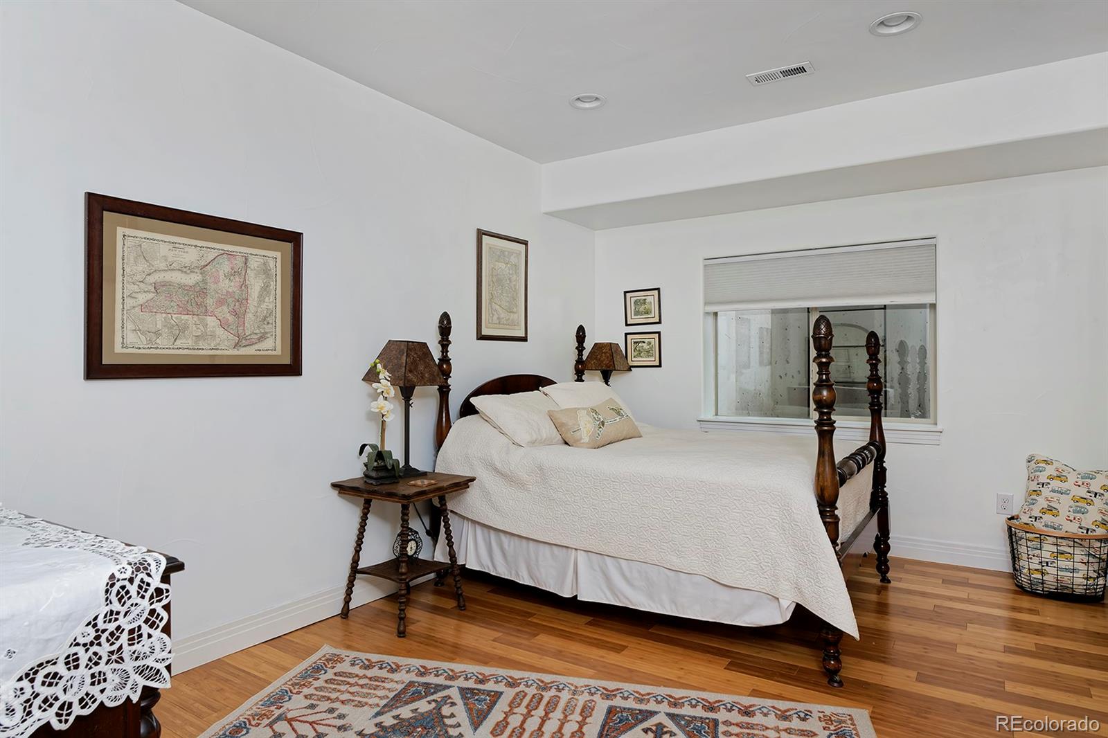 MLS Image #32 for 8044 e 24th avenue,denver, Colorado