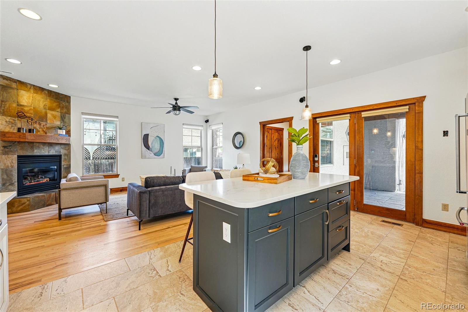 MLS Image #13 for 2424 s steele street,denver, Colorado