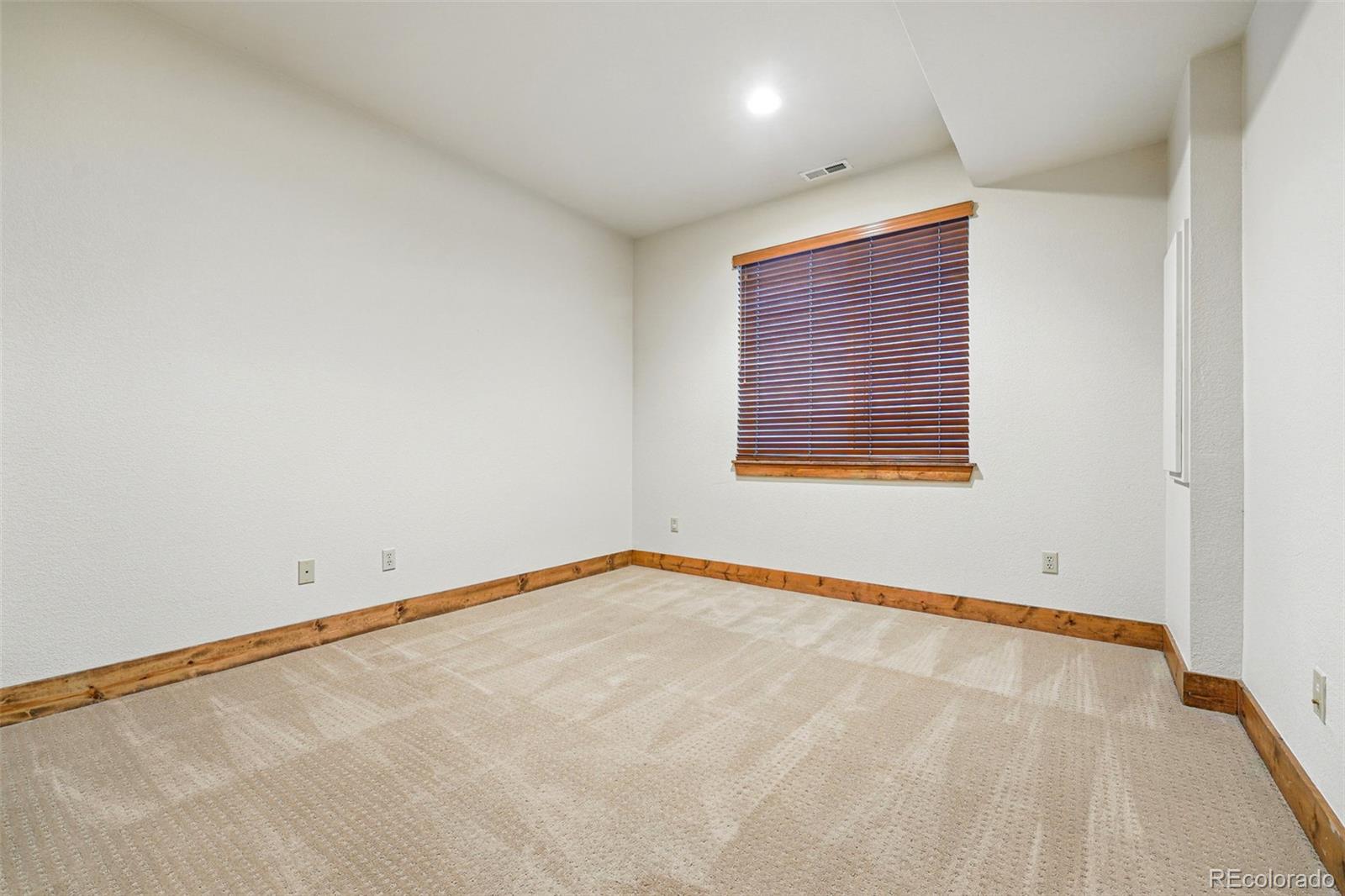 MLS Image #33 for 2424 s steele street,denver, Colorado