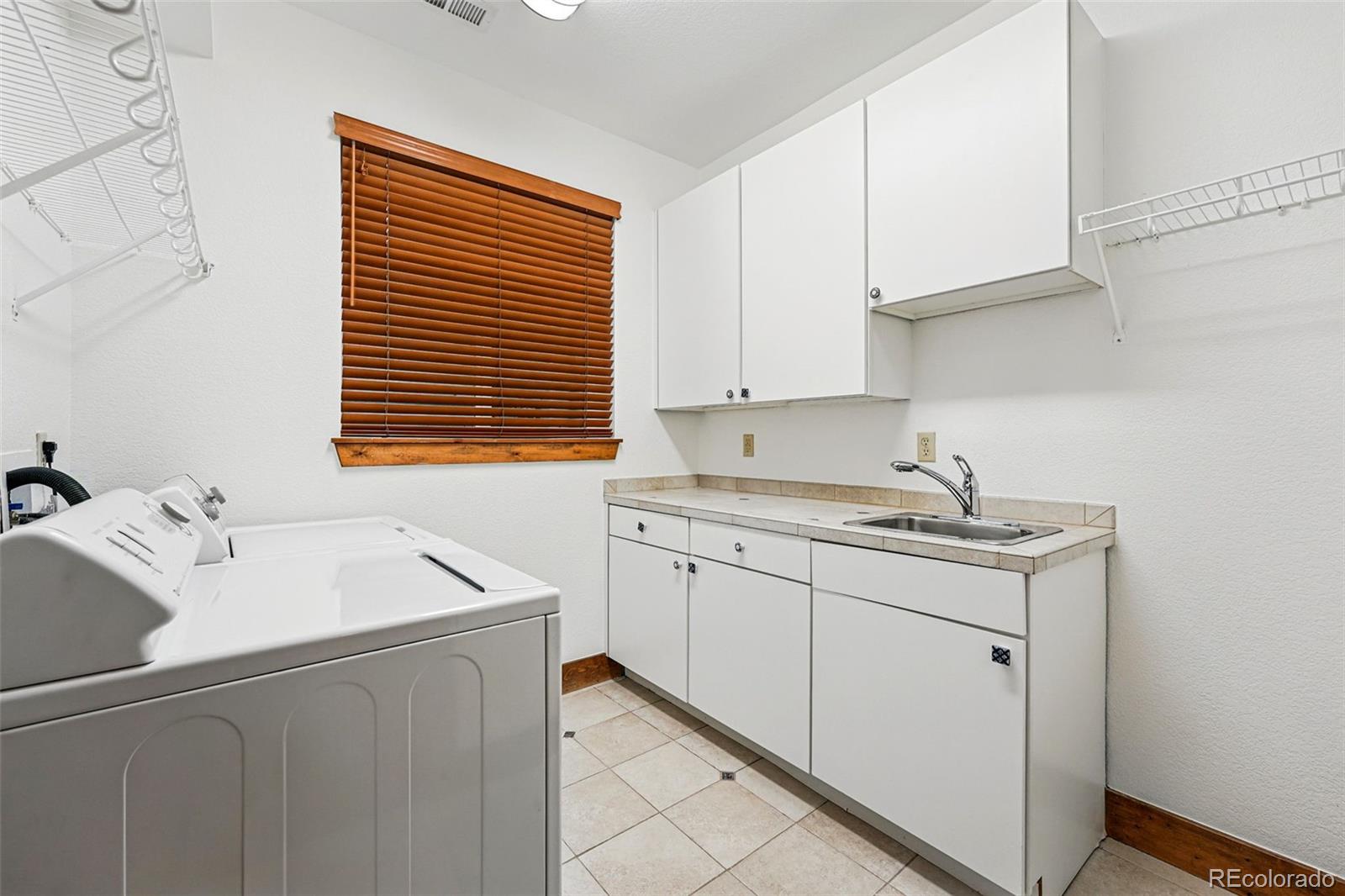 MLS Image #34 for 2424 s steele street,denver, Colorado