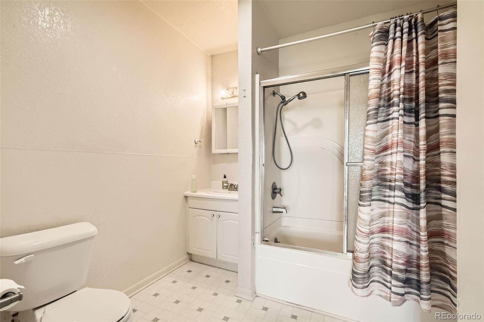MLS Image #12 for 36330  county road 18 ,roggen, Colorado