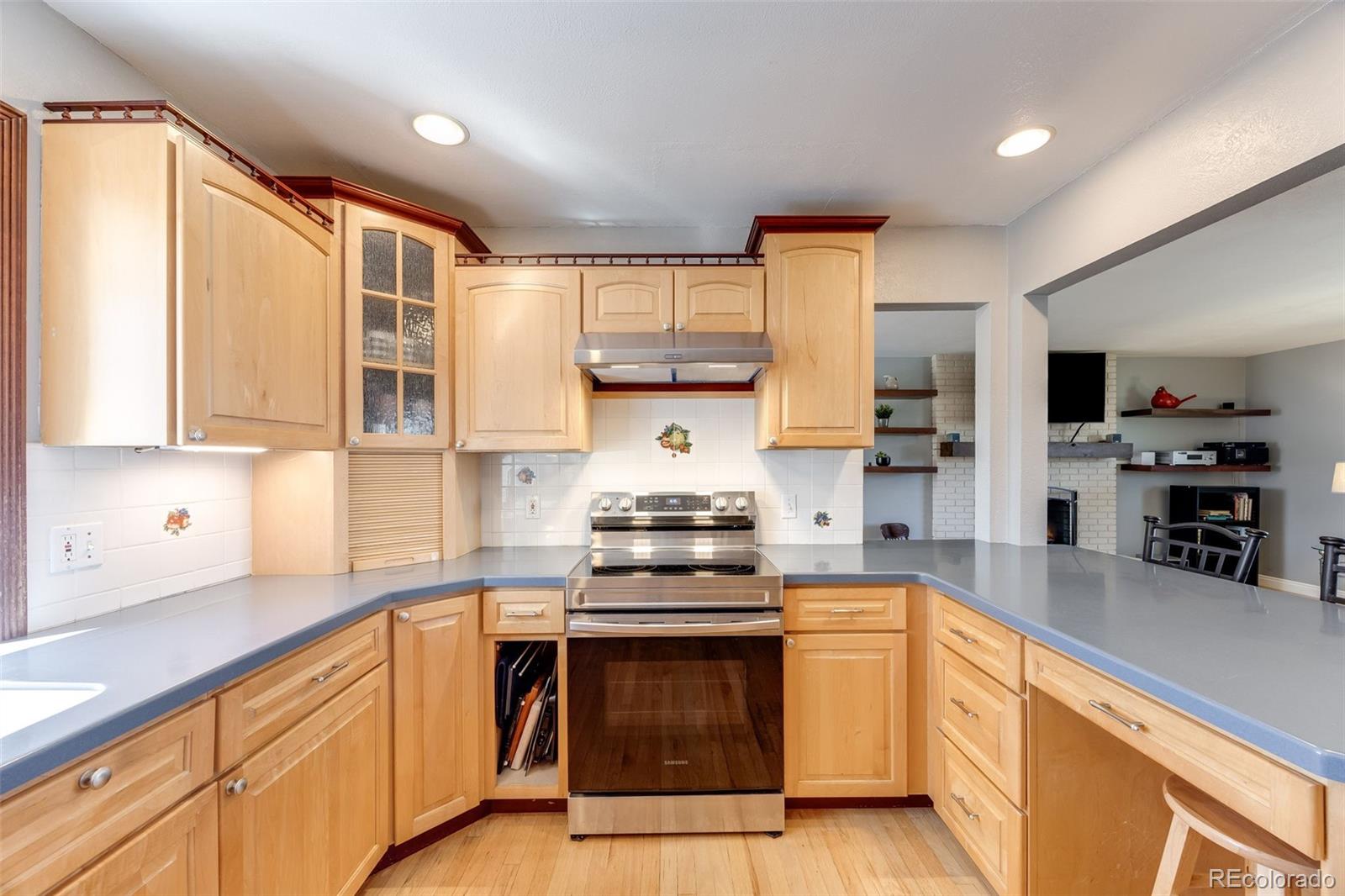 MLS Image #10 for 1558 w meadowbrook road,littleton, Colorado