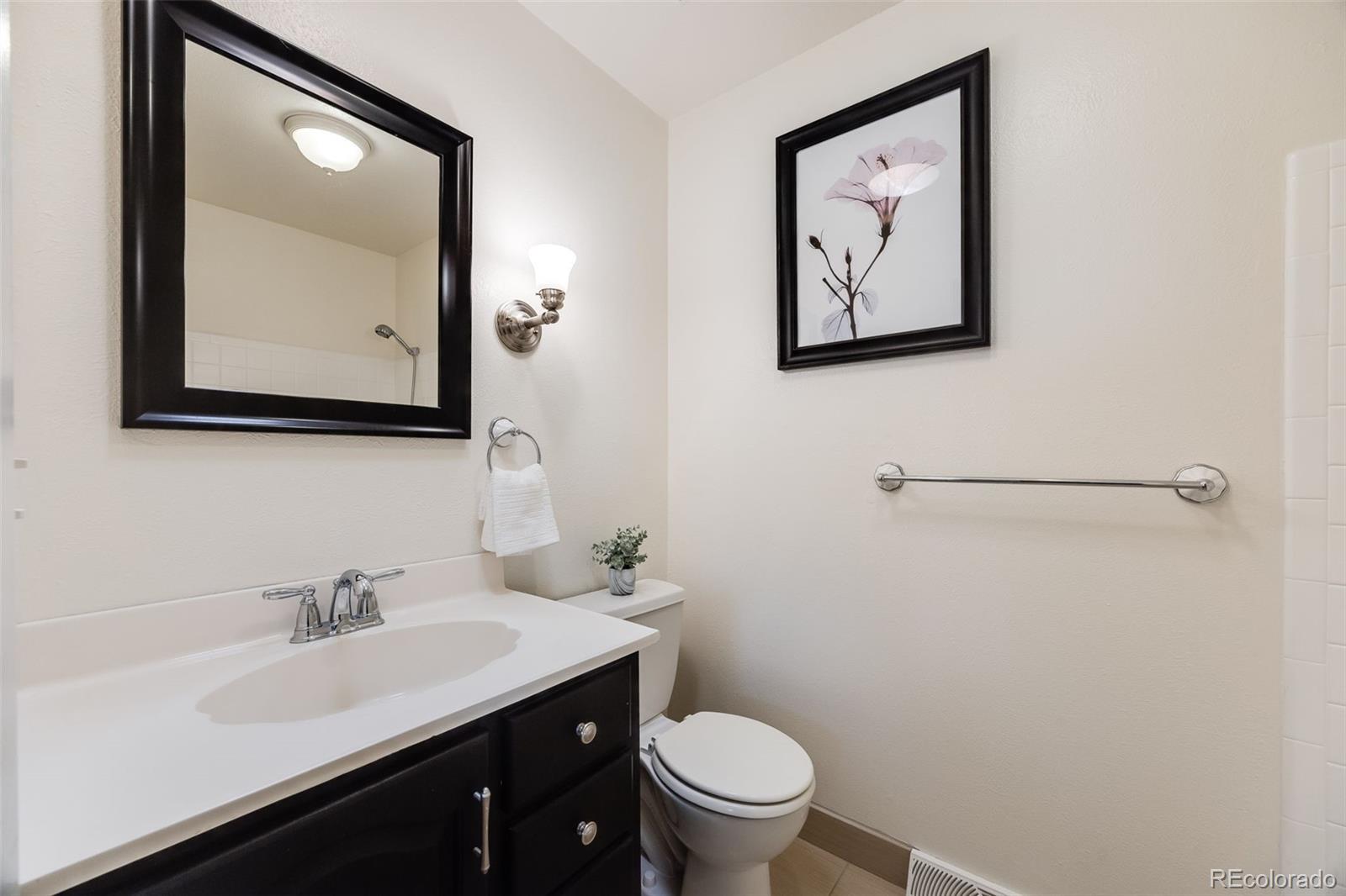 MLS Image #19 for 1558 w meadowbrook road,littleton, Colorado