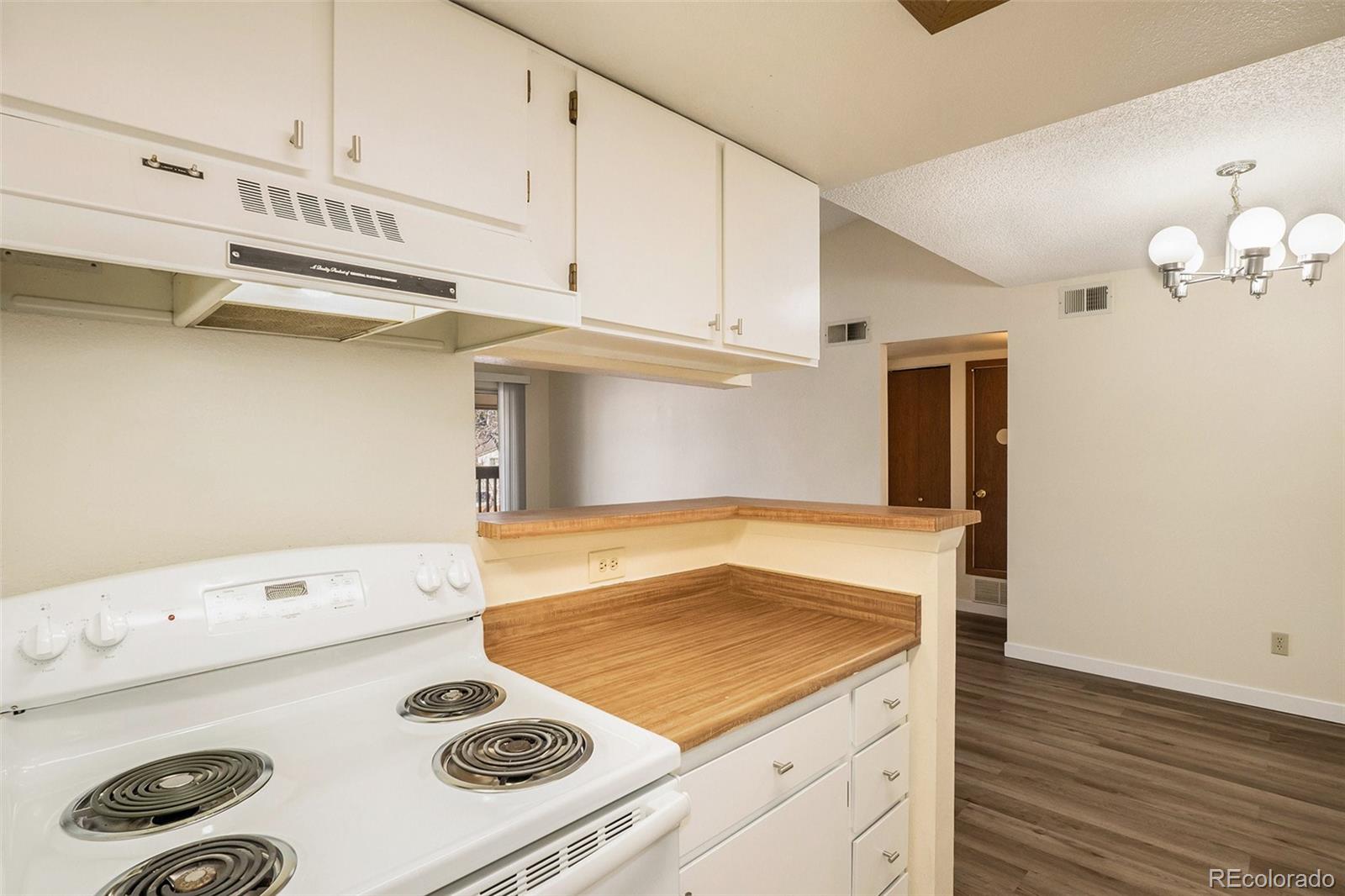 MLS Image #14 for 3412 s eagle street,aurora, Colorado