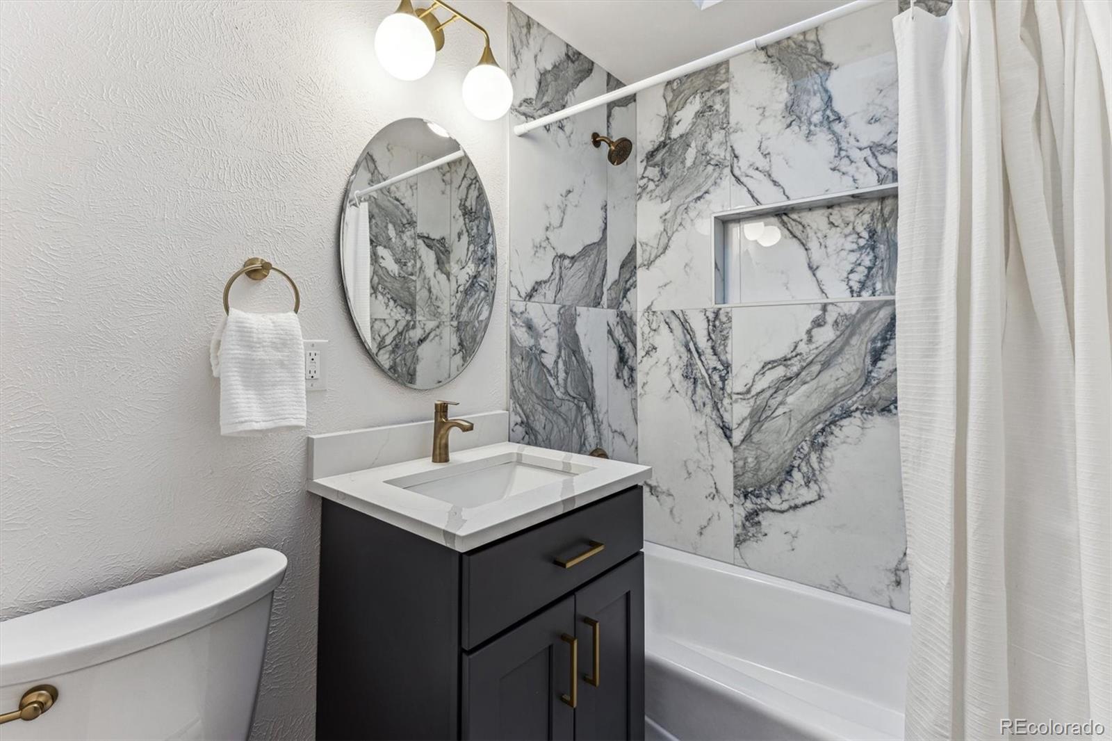 MLS Image #17 for 2626 s pennsylvania street,denver, Colorado