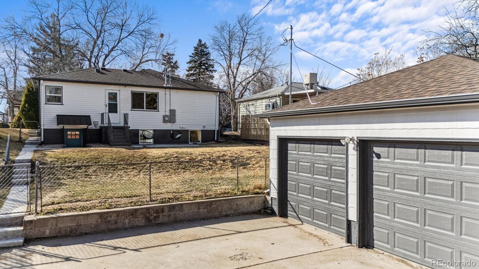 MLS Image #29 for 2626 s pennsylvania street,denver, Colorado