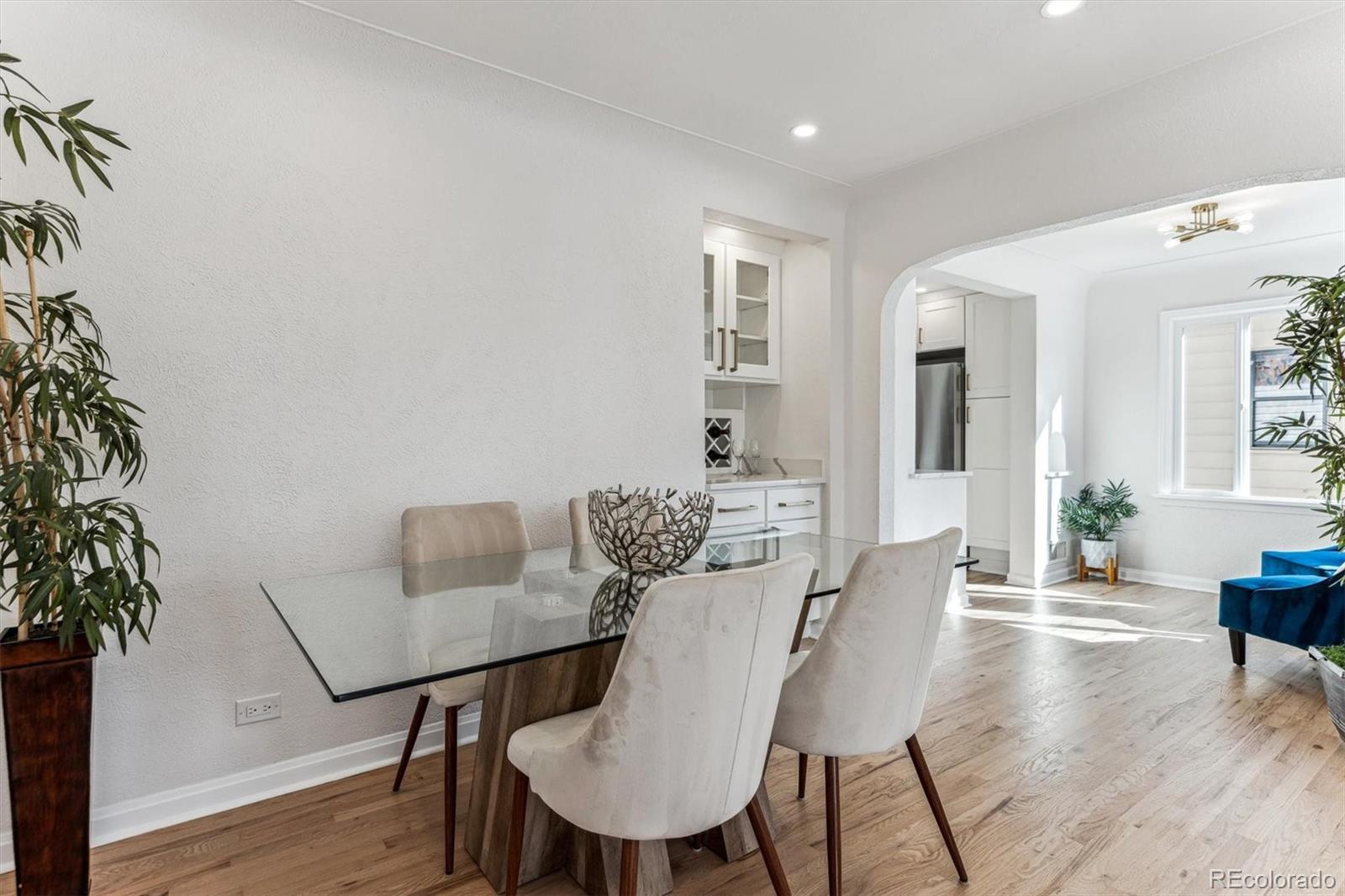 MLS Image #4 for 2626 s pennsylvania street,denver, Colorado