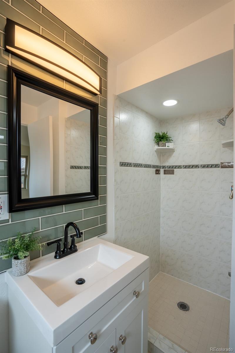 MLS Image #7 for 9390 w alabama drive,lakewood, Colorado