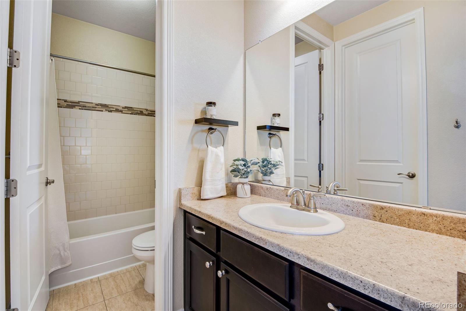 MLS Image #43 for 25669 e fair drive,aurora, Colorado