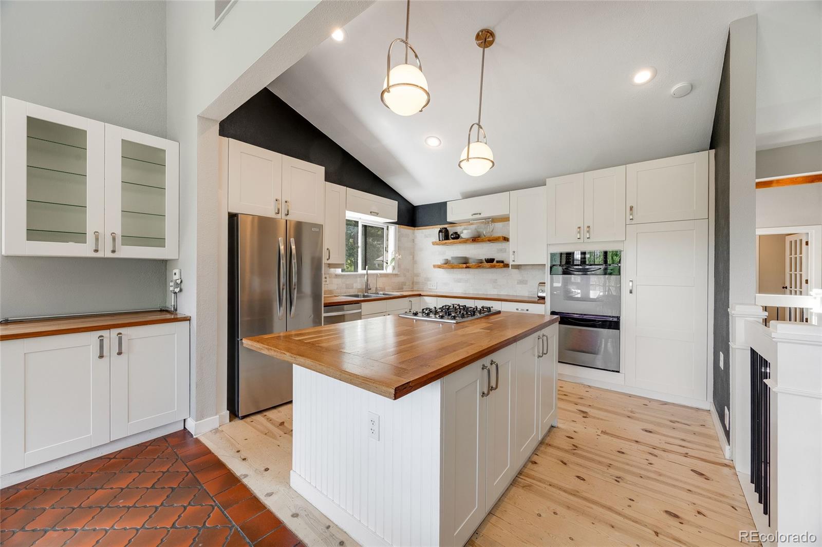 MLS Image #11 for 8783 s ault lane,morrison, Colorado