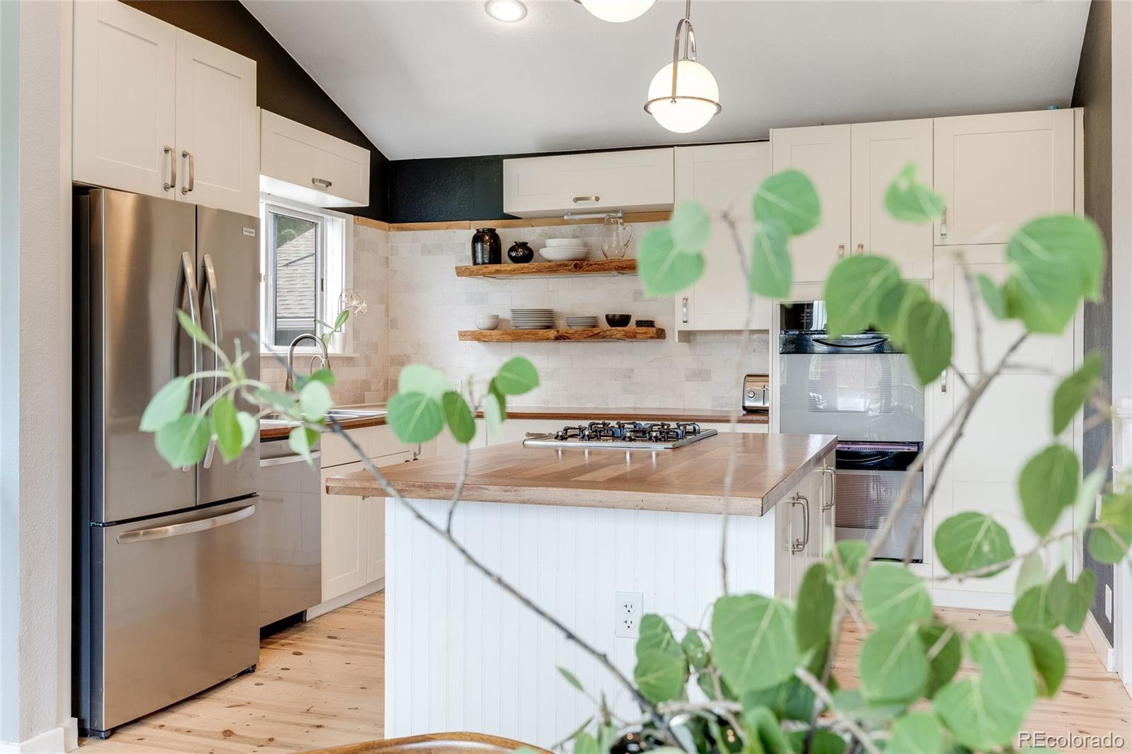 MLS Image #12 for 8783 s ault lane,morrison, Colorado