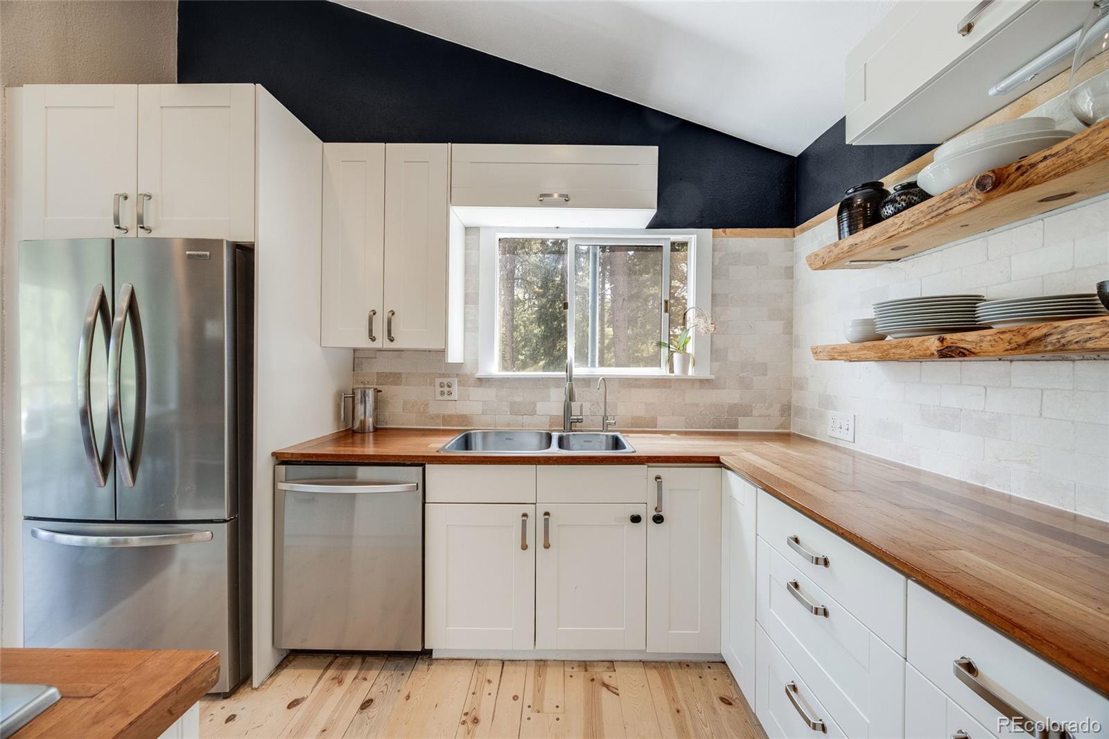 MLS Image #13 for 8783 s ault lane,morrison, Colorado