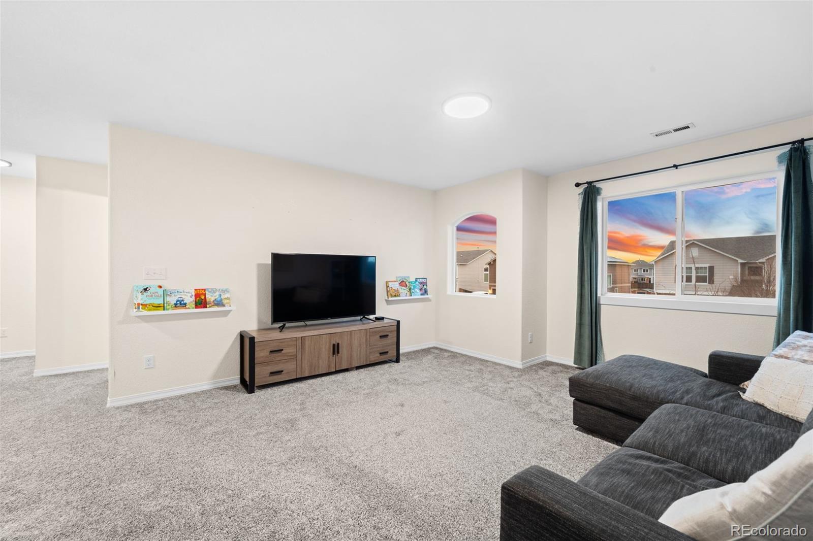 MLS Image #15 for 3884  winter sun drive,colorado springs, Colorado
