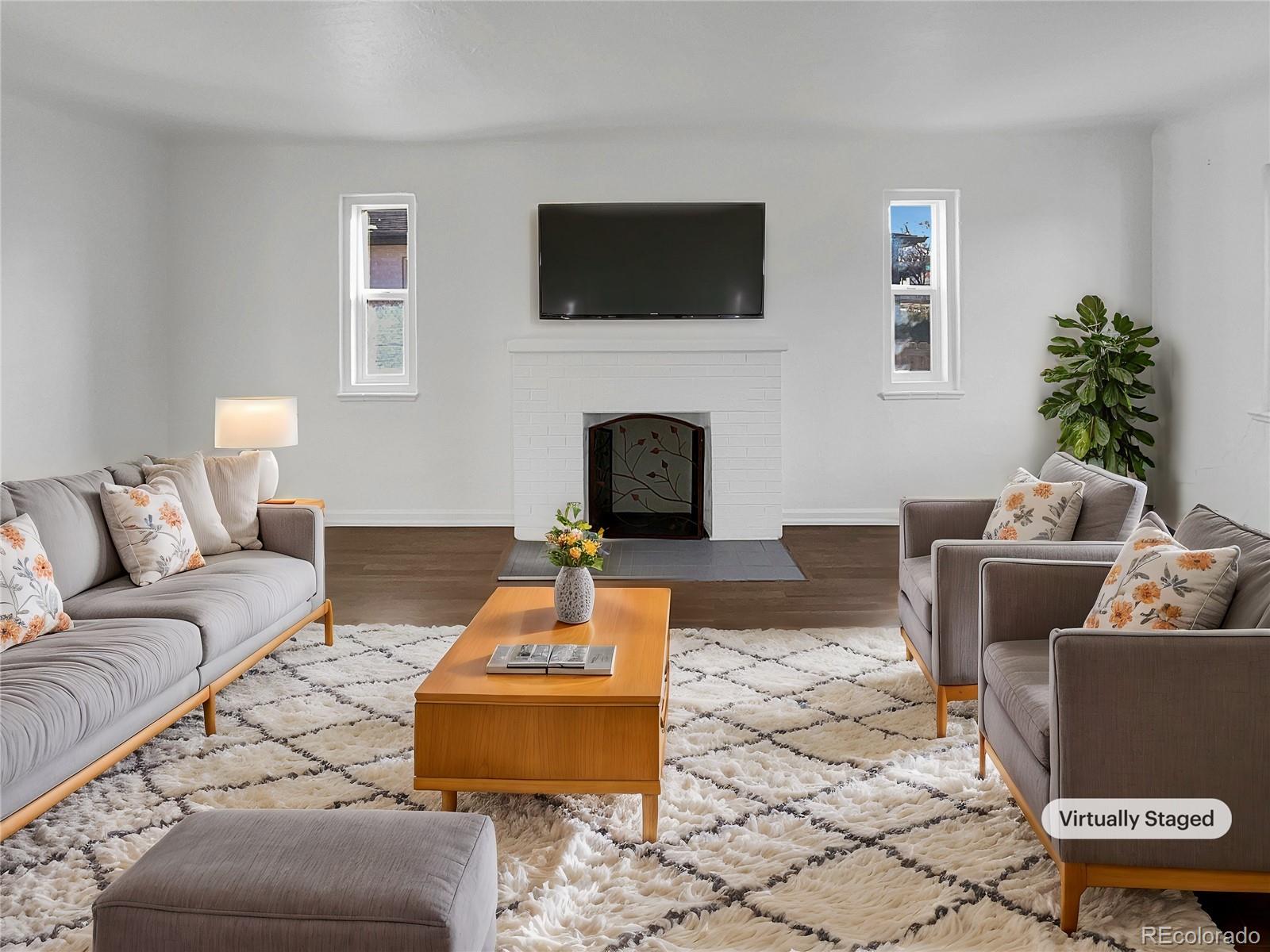 CMA Image for 1691  roslyn street,Denver, Colorado
