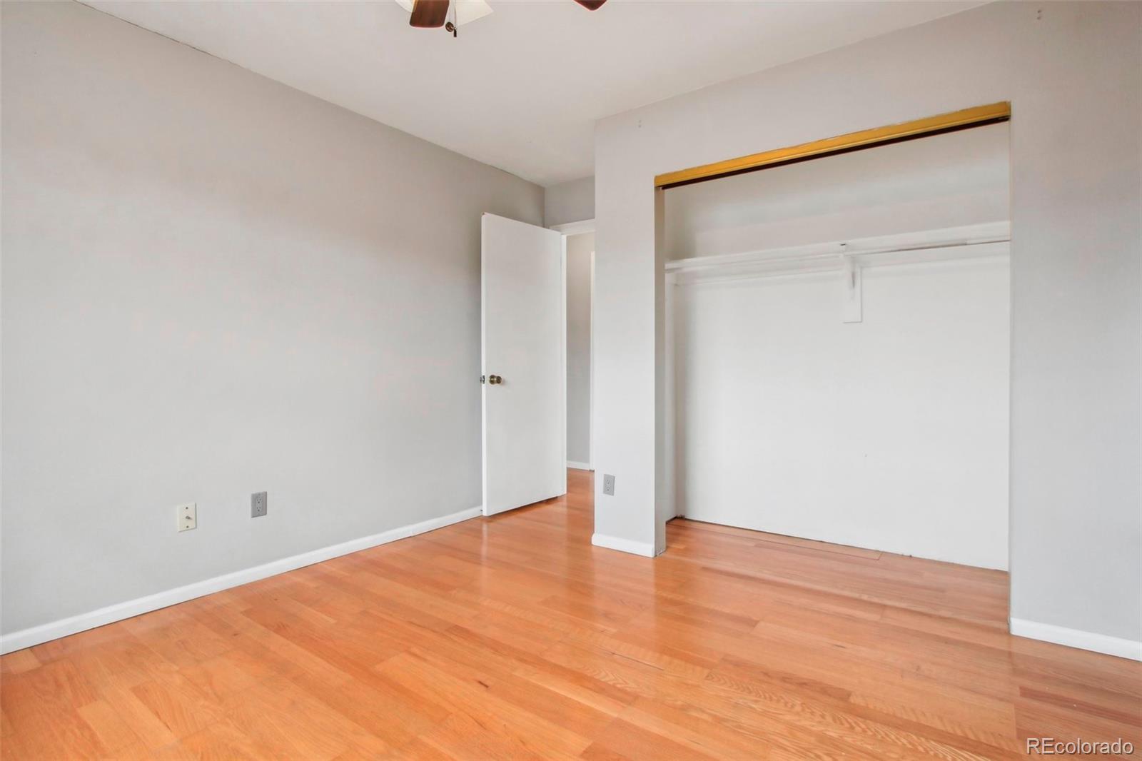 MLS Image #21 for 925  elm street,denver, Colorado