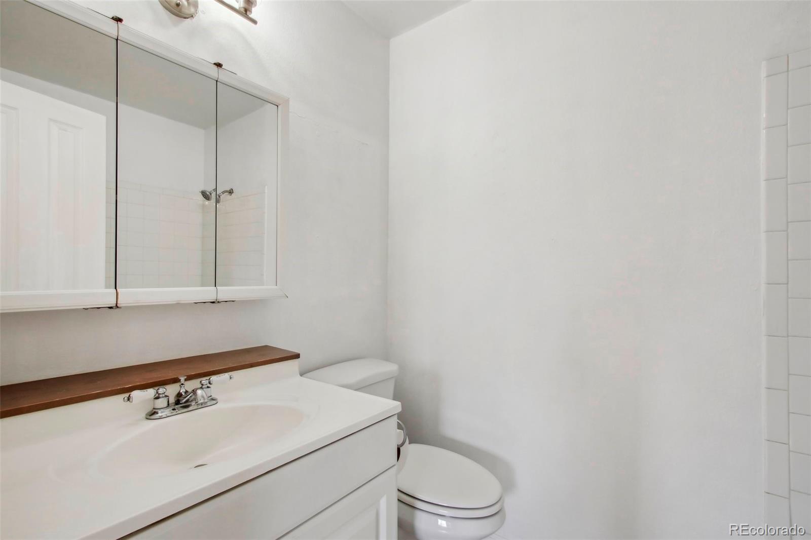 MLS Image #25 for 925  elm street,denver, Colorado