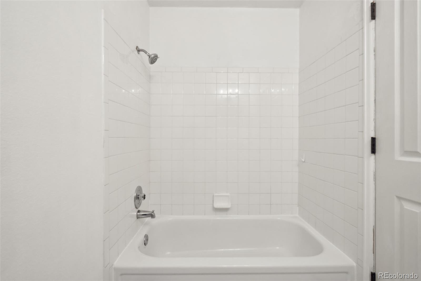 MLS Image #28 for 925  elm street,denver, Colorado