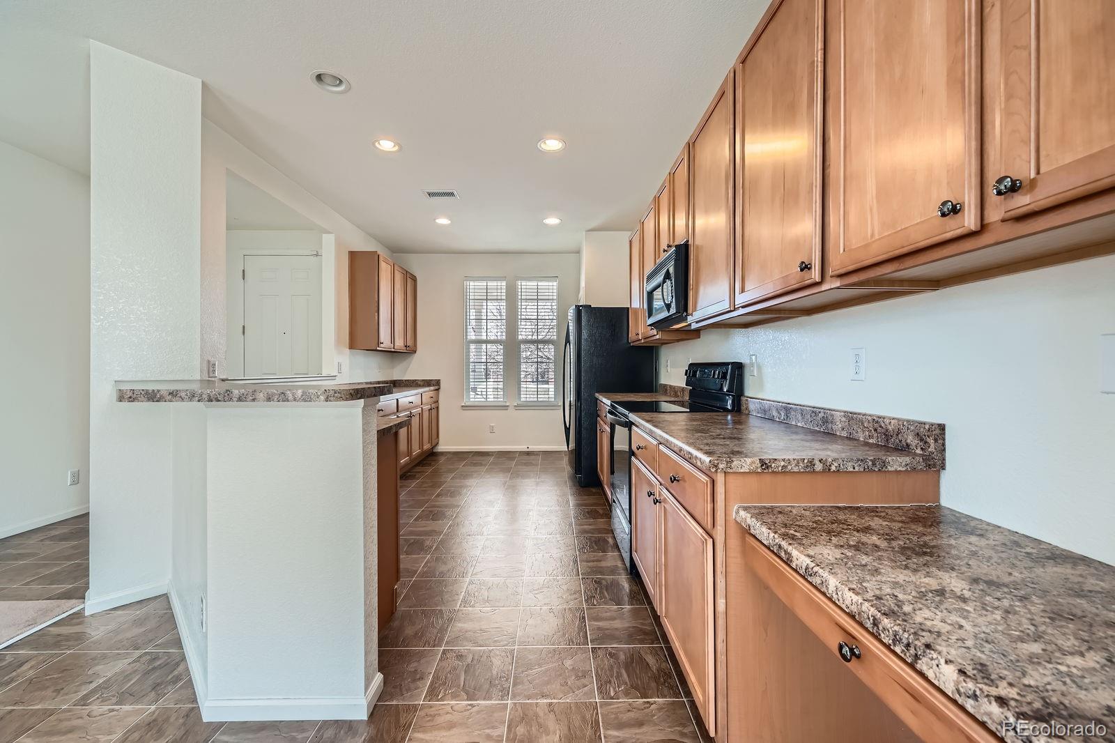MLS Image #9 for 15786  randolph place,denver, Colorado