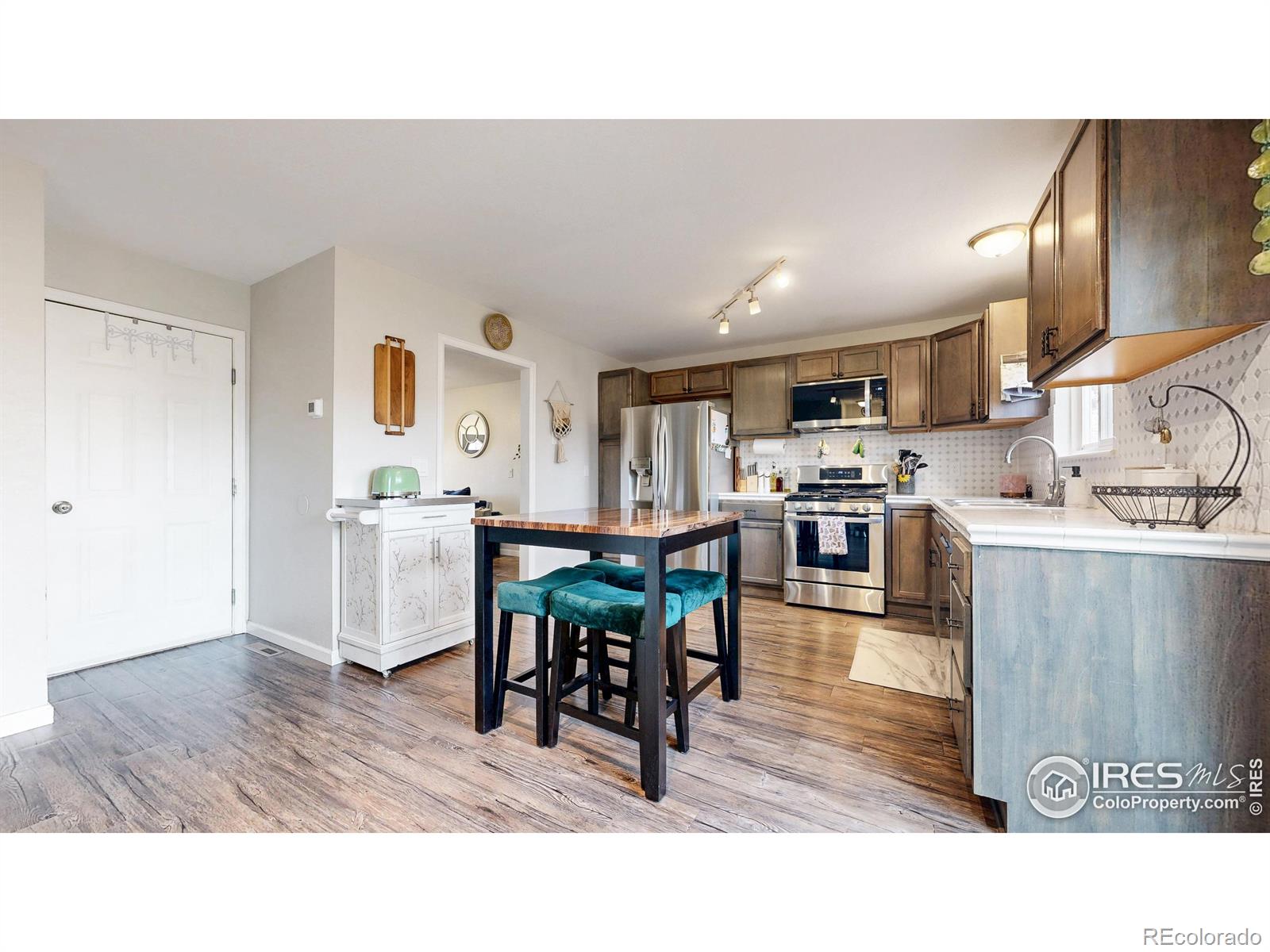 MLS Image #6 for 692  eagle drive,loveland, Colorado