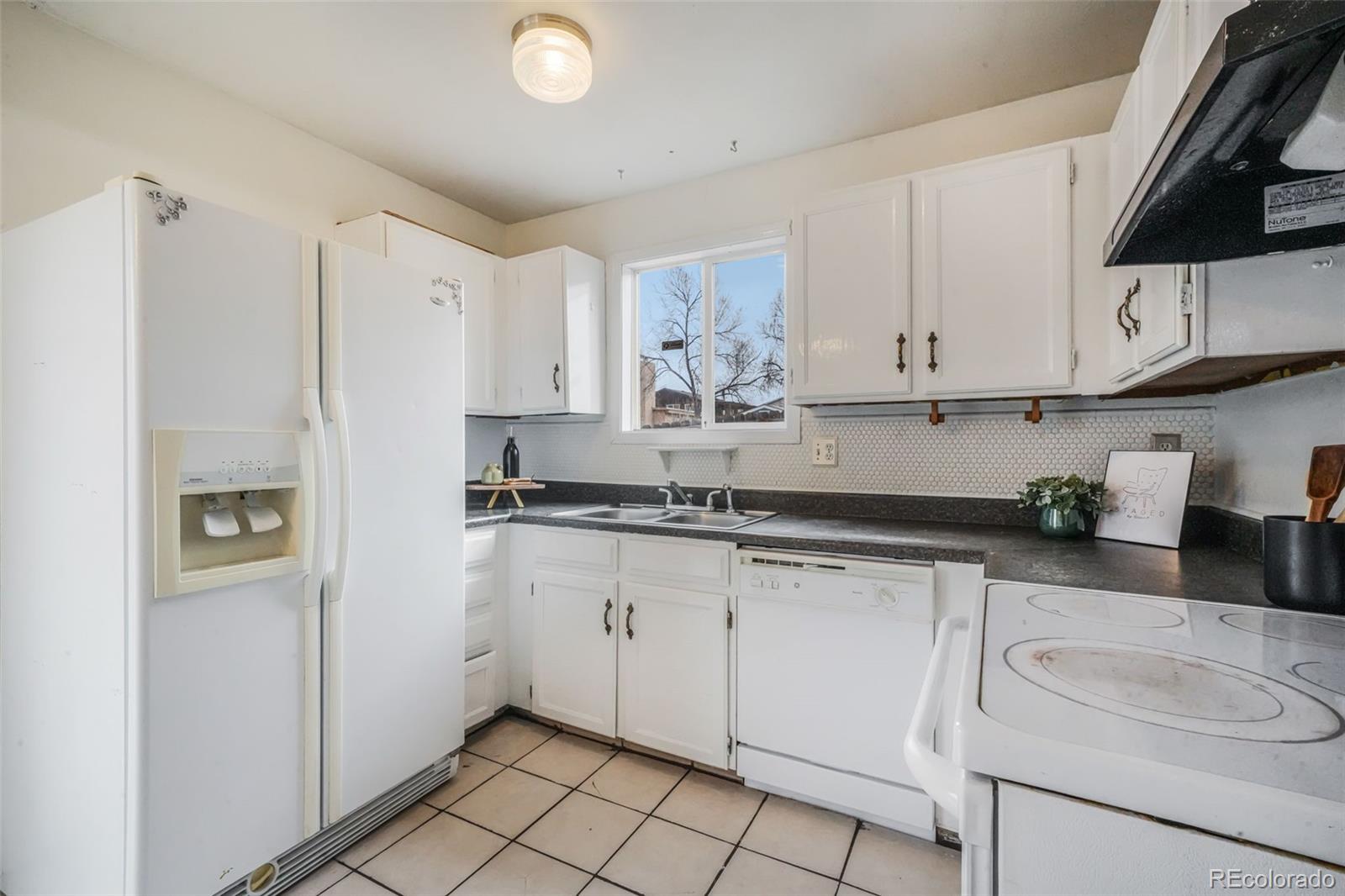 MLS Image #10 for 4962  cita drive,colorado springs, Colorado