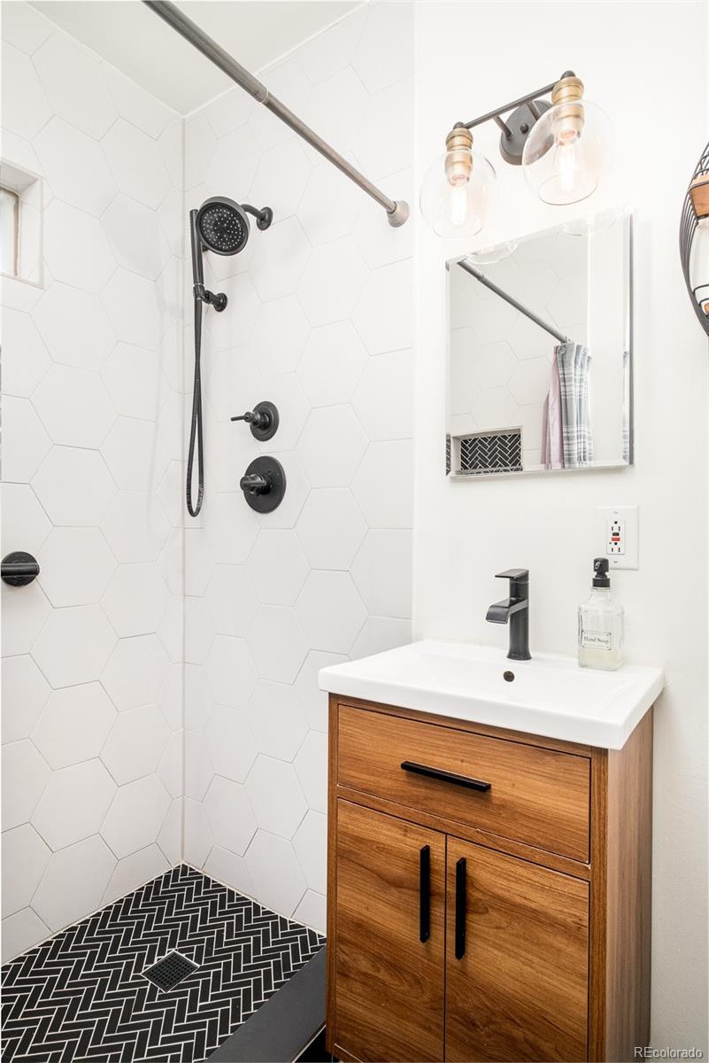 MLS Image #12 for 1195  florence street,aurora, Colorado