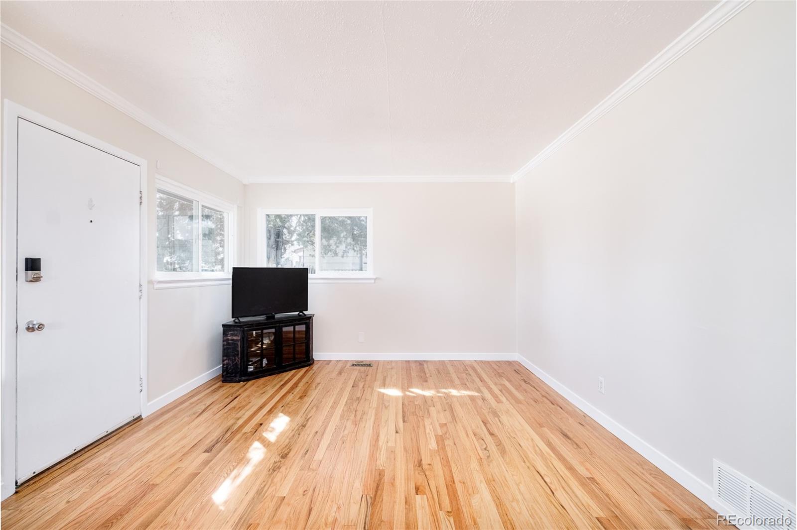 MLS Image #3 for 1195  florence street,aurora, Colorado