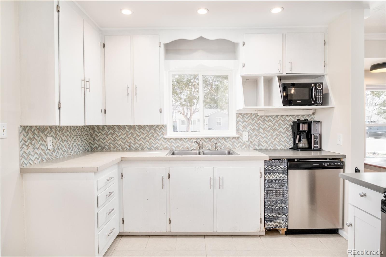 MLS Image #7 for 1195  florence street,aurora, Colorado