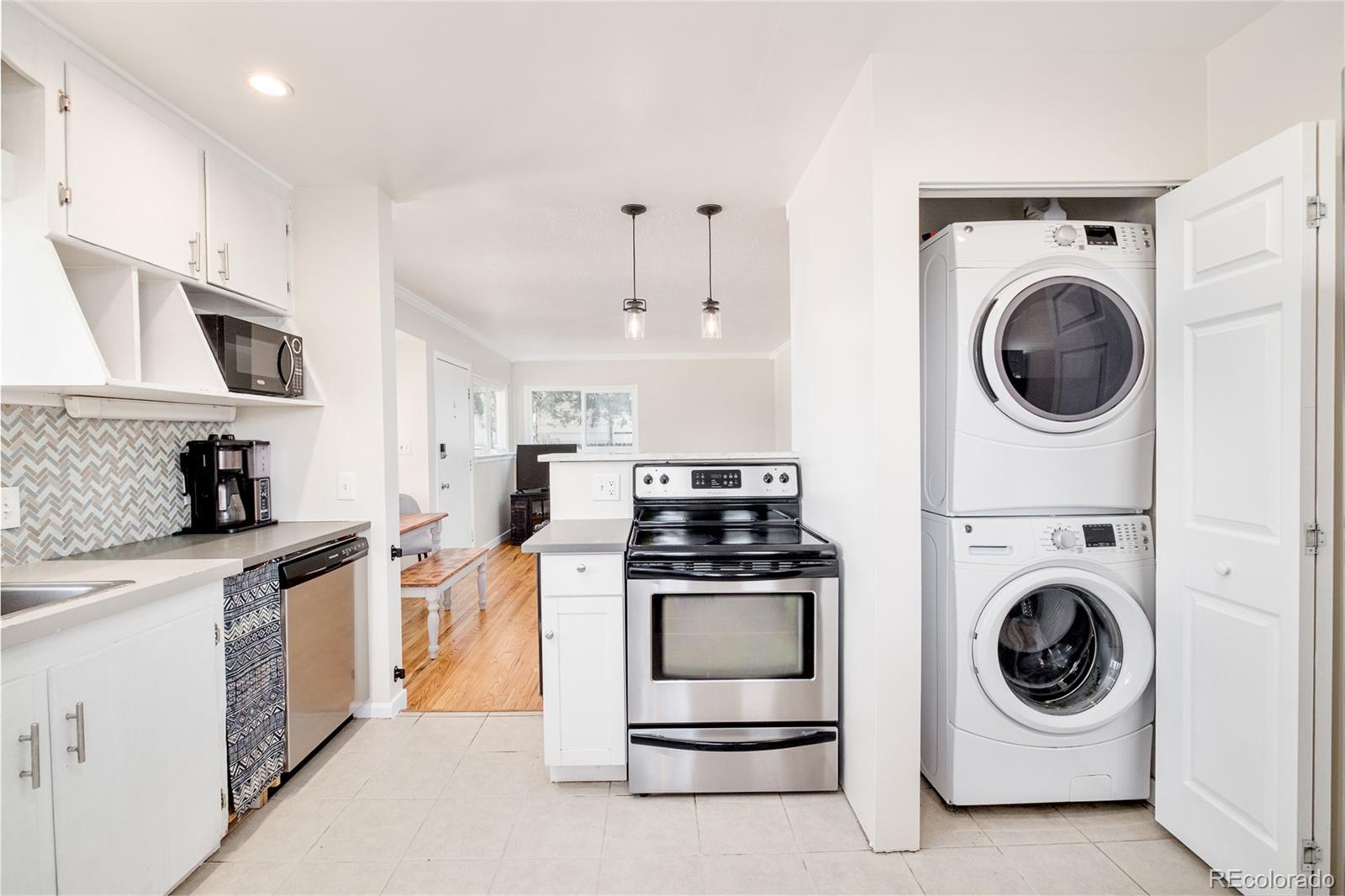 MLS Image #9 for 1195  florence street,aurora, Colorado