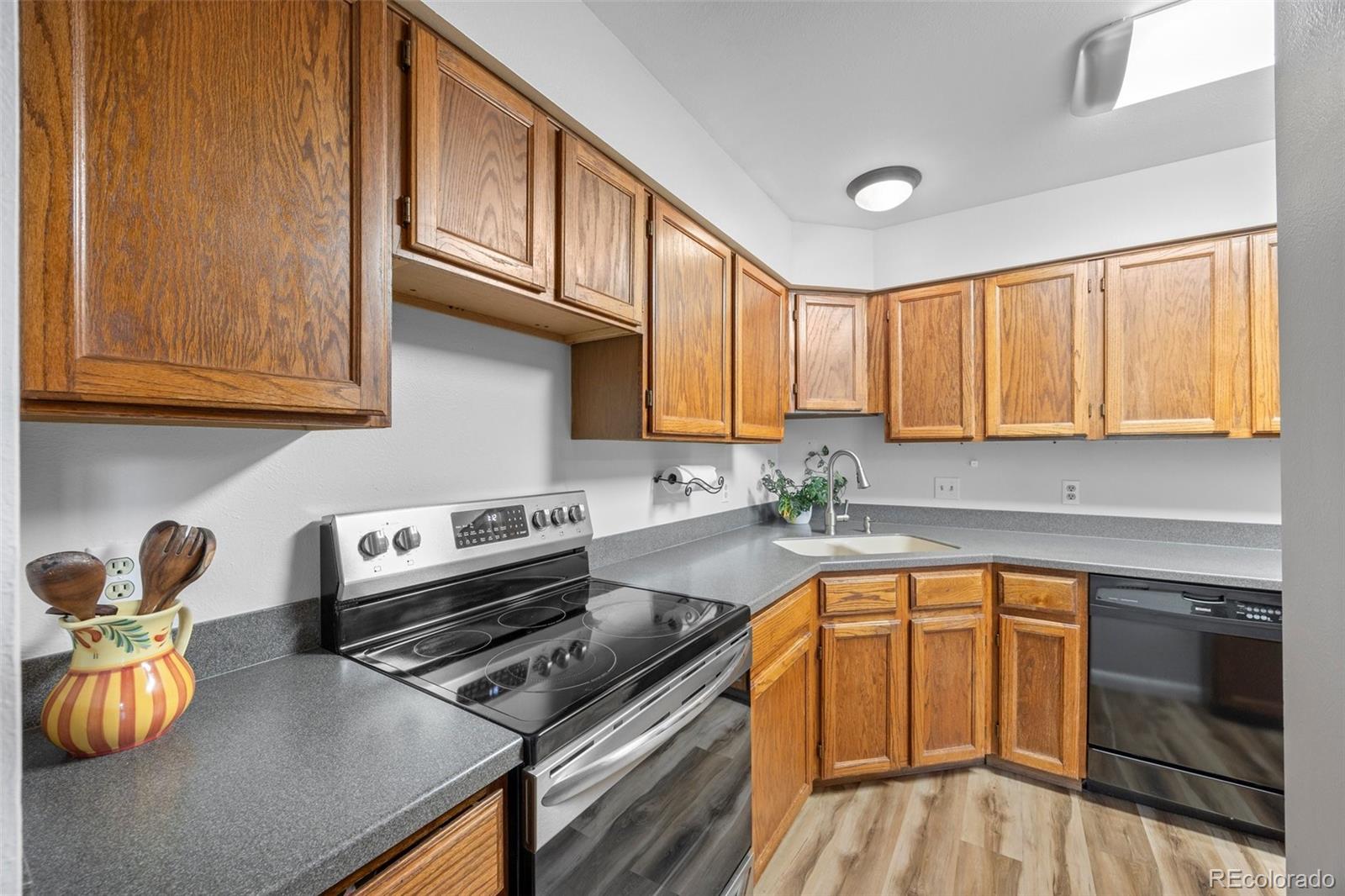 MLS Image #10 for 871 s joplin circle ,aurora, Colorado