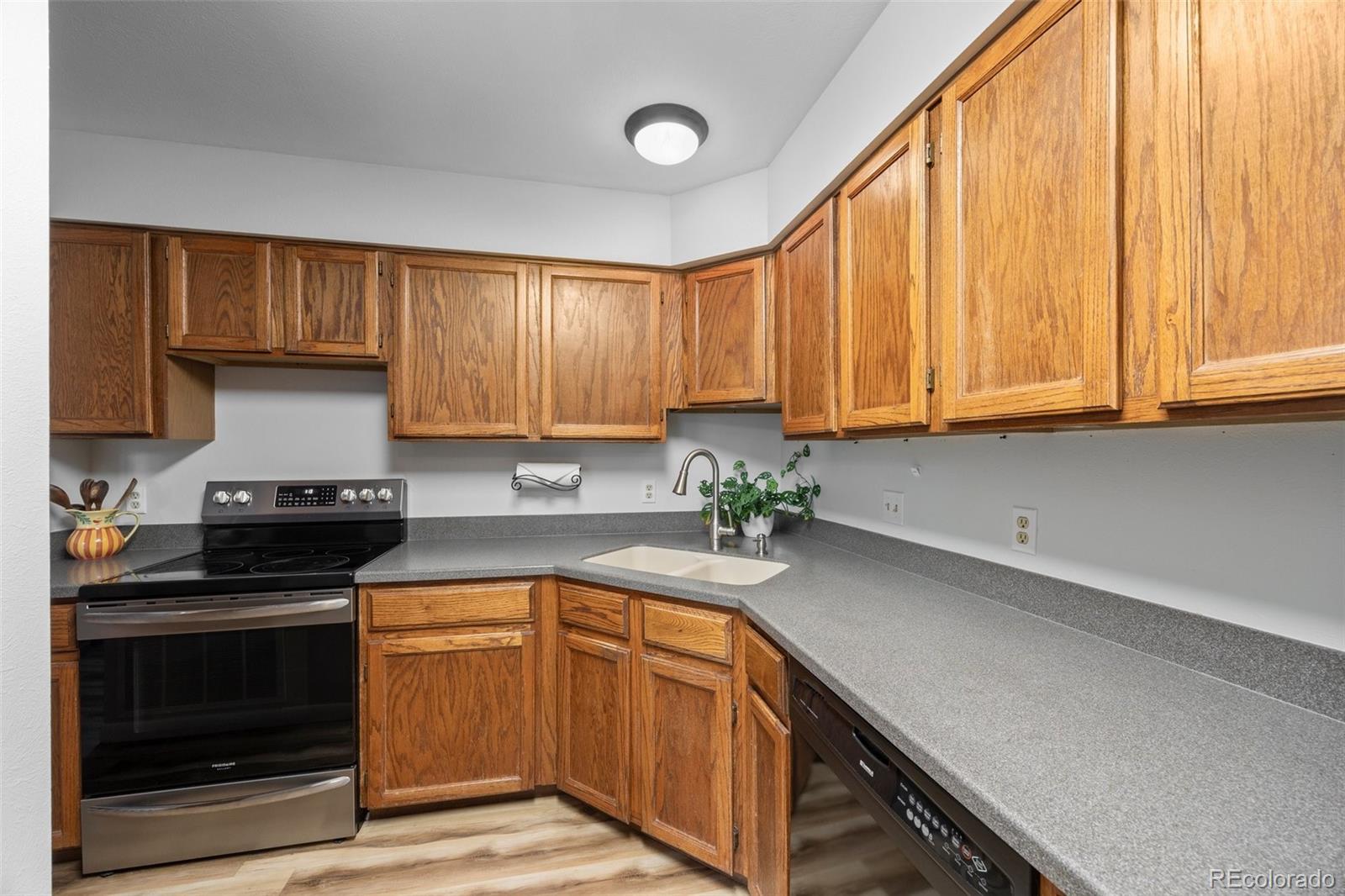 MLS Image #13 for 871 s joplin circle ,aurora, Colorado
