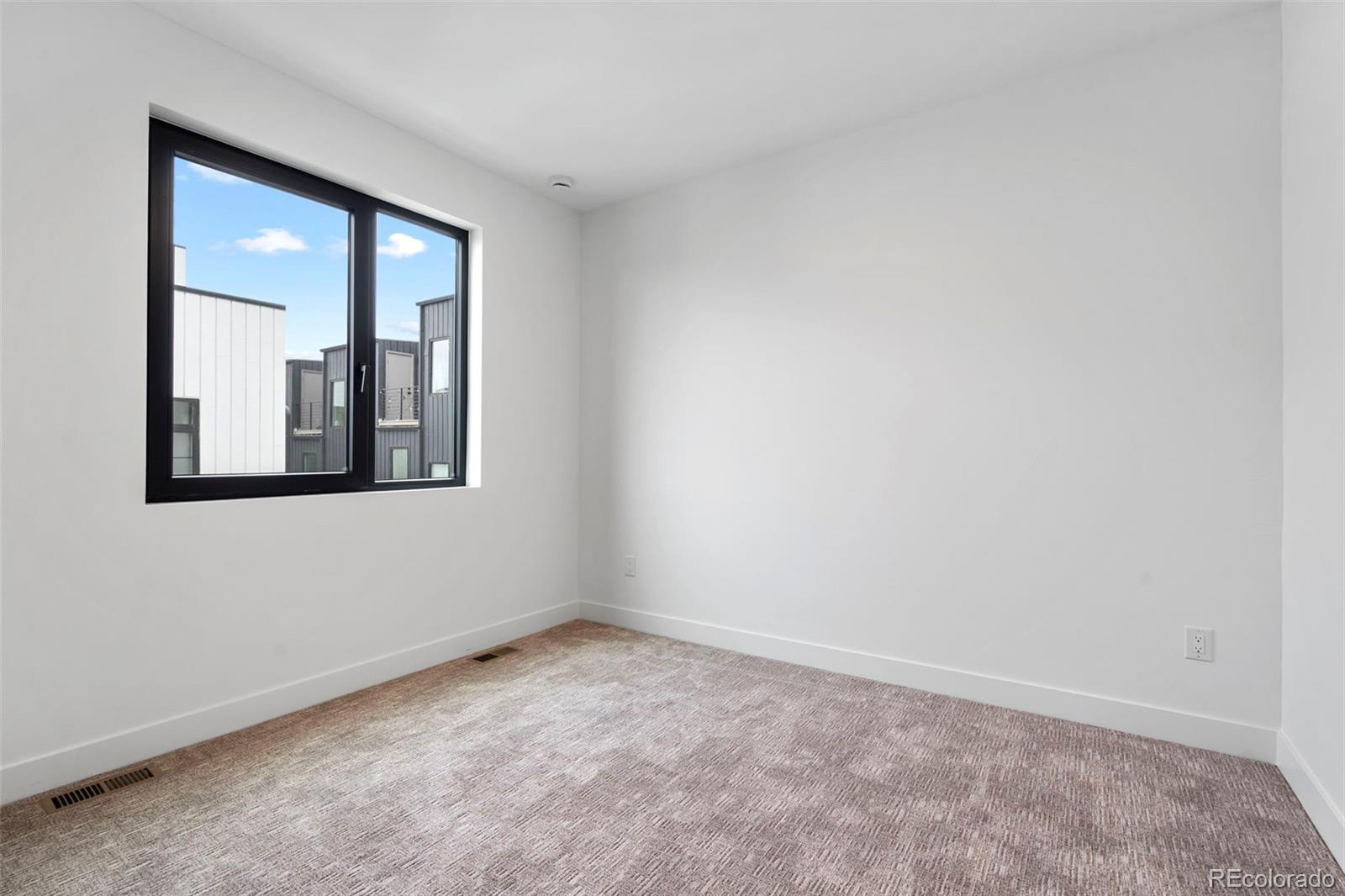 MLS Image #13 for 1252  yates street,denver, Colorado